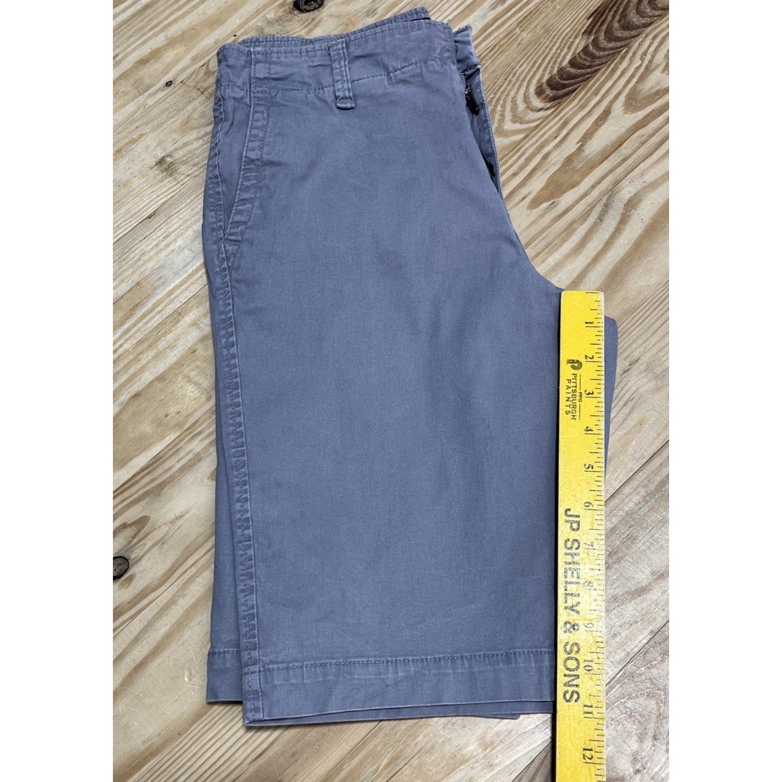 Aeropostale Mens Chino Shorts Gray Size 28 Cotton Blend Slash Pockets