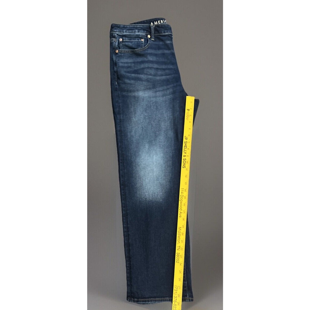 American Eagle Relaxed Straight Jeans Men's Size 36x30- Mid Rise Medium Wash