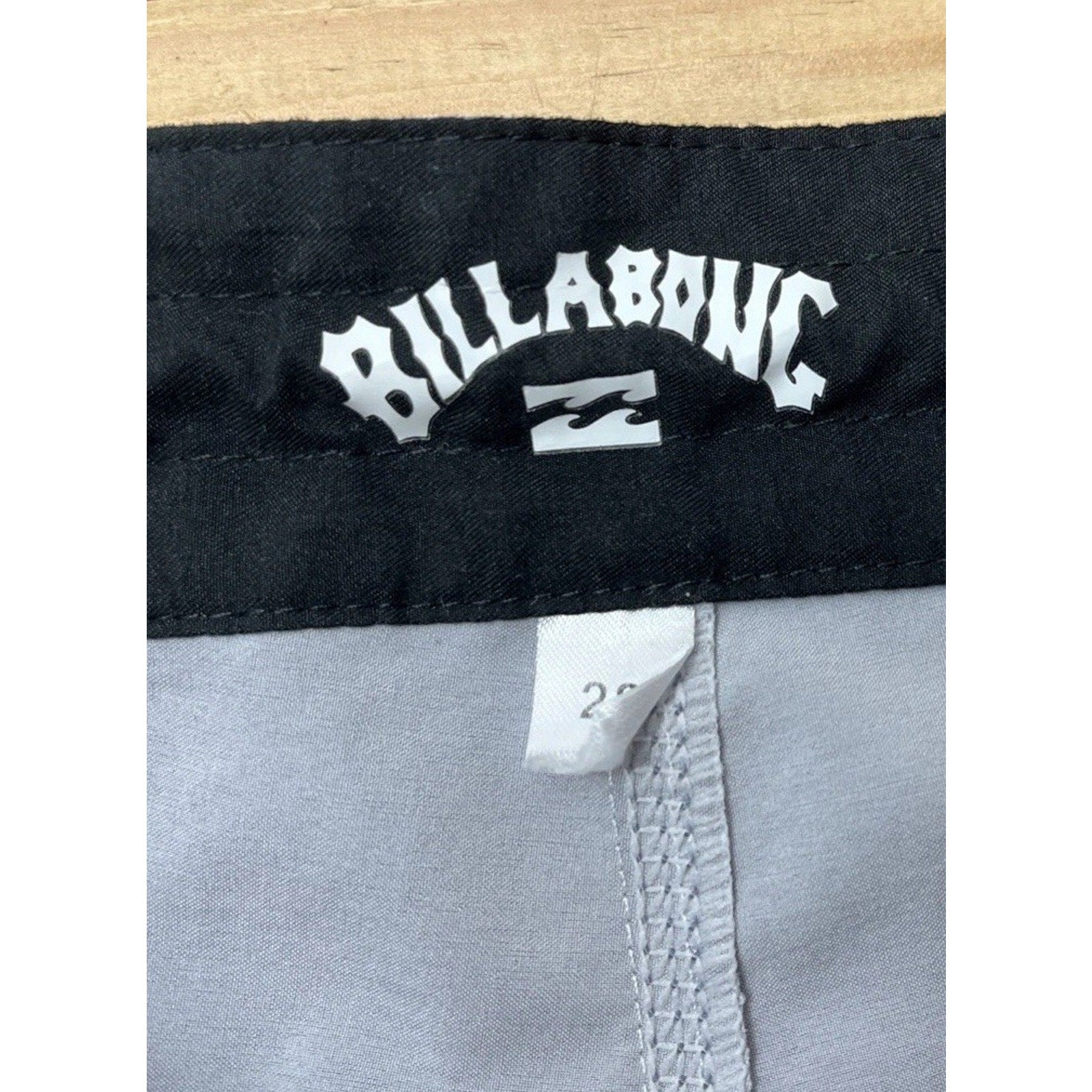 Billabong Lo Tide Skate Surf Boardshorts Gray Mens Size 28