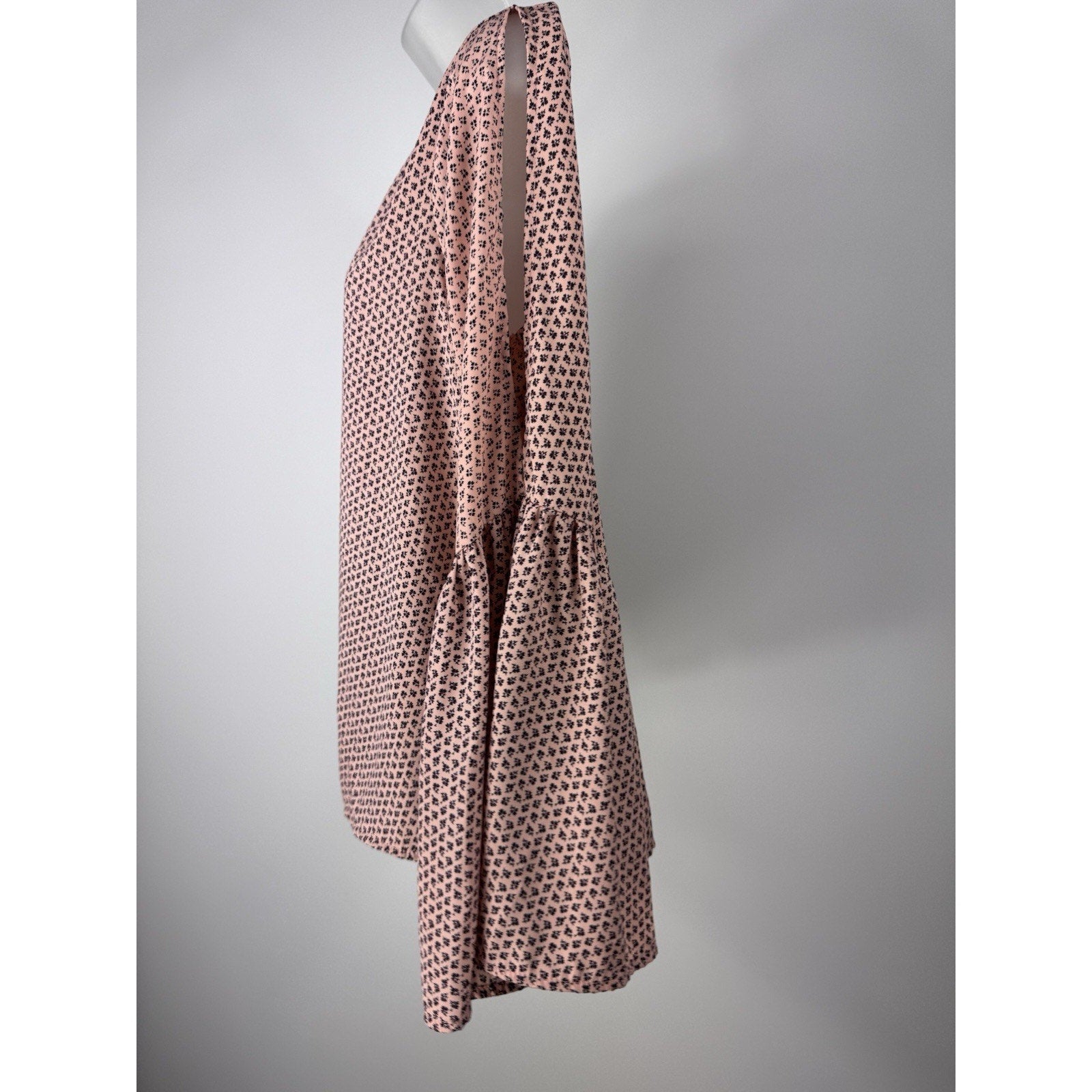 Sage Women's Blush Pink & Black Bell Sleeve Blouse Top Size Large