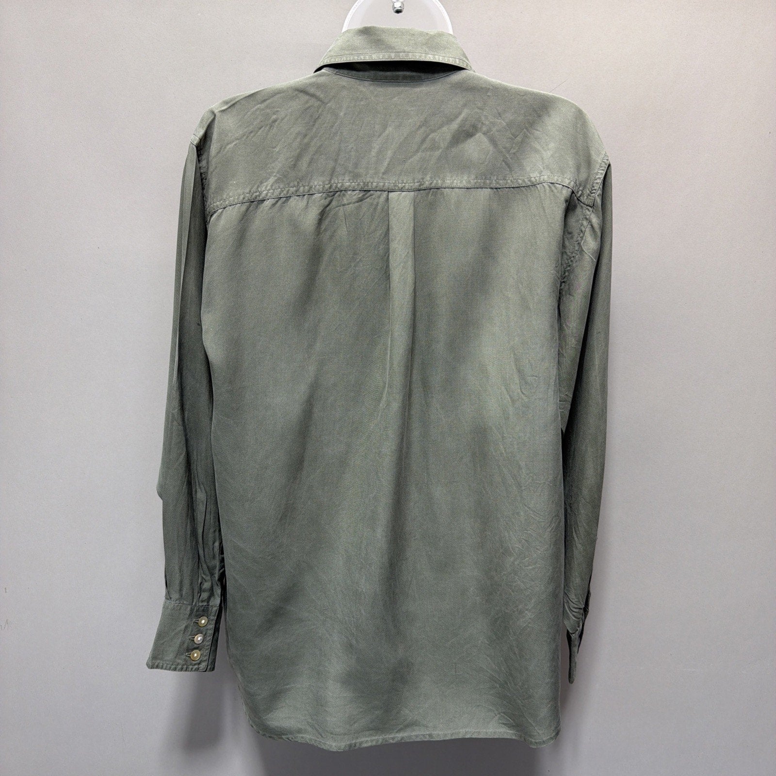 Vintage Kathie Lee Womans 12 Blouse Top Button Up Long Sleeve Green 100% Silk
