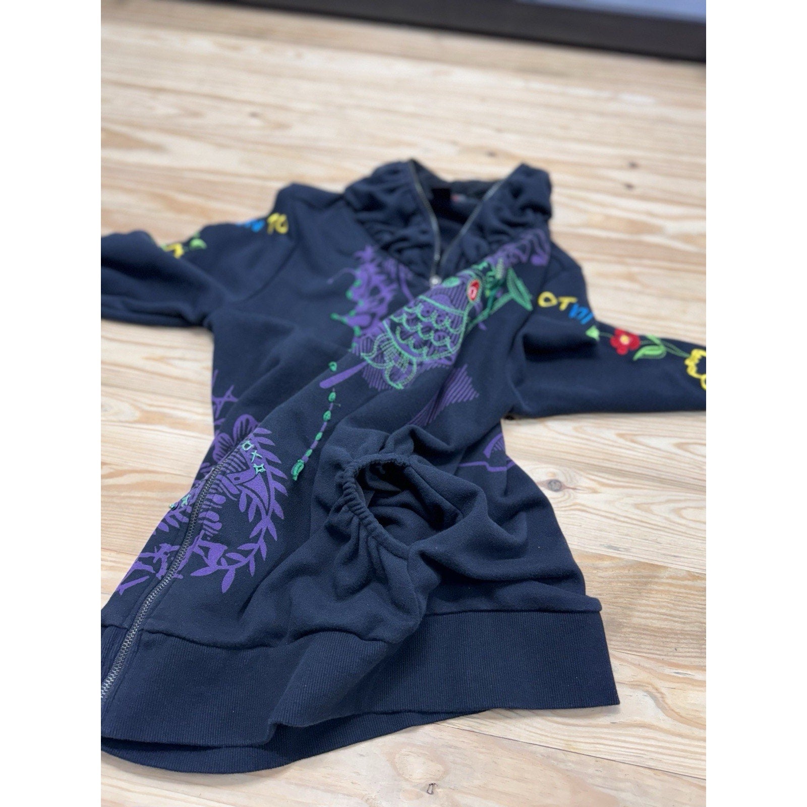 ADORE Juniors XL Embroidered Sweatshirt Hoodie Full Zip Graffiti Colorful