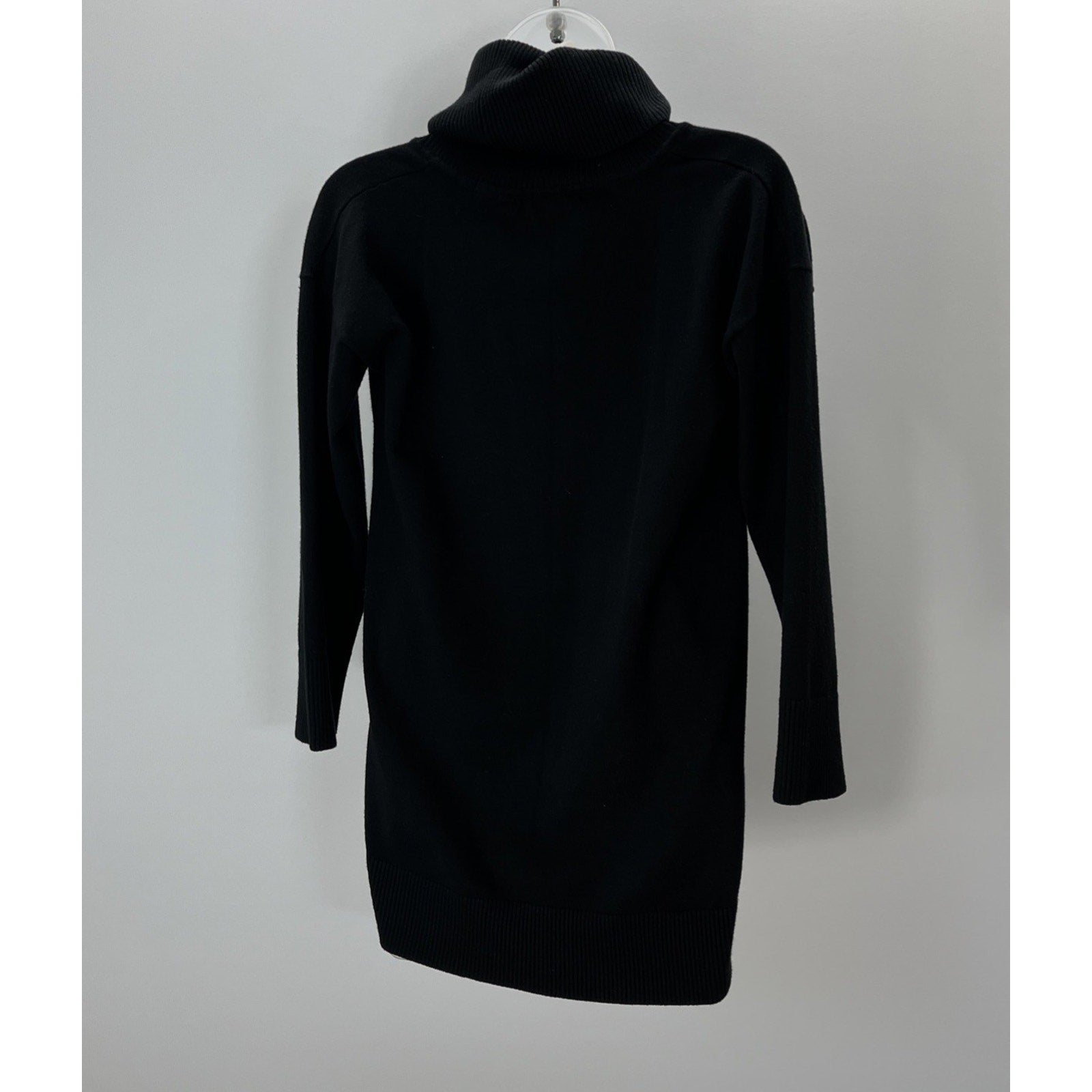 Cable & Gauge women's Size M Black cowl neck sweater