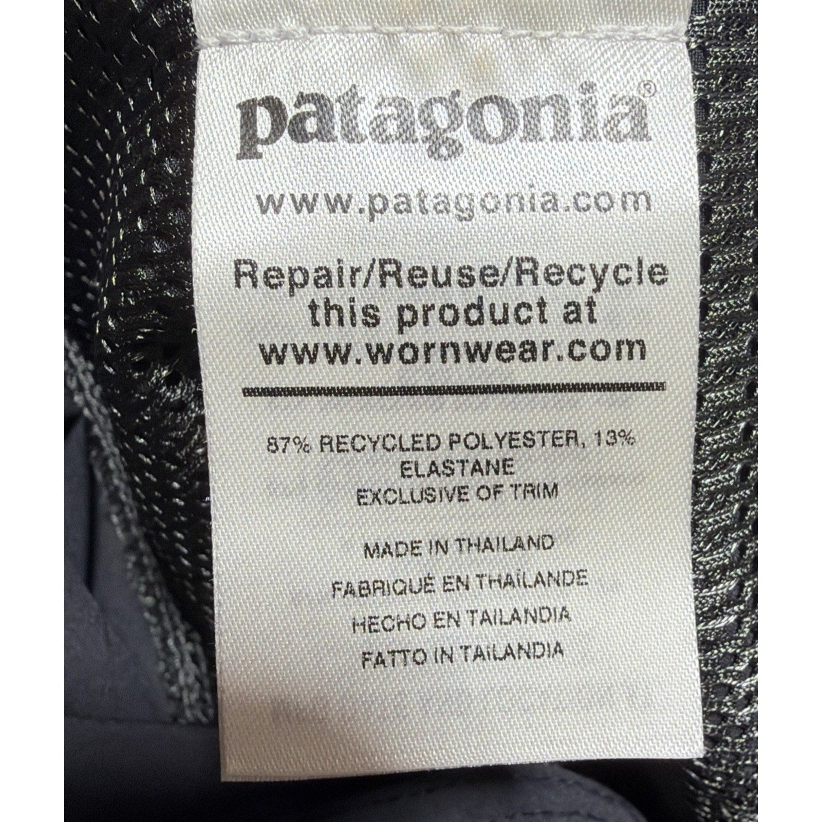 Patagonia Womens Stretch black Hydro peak Board- Mid Rise shorts sz 8