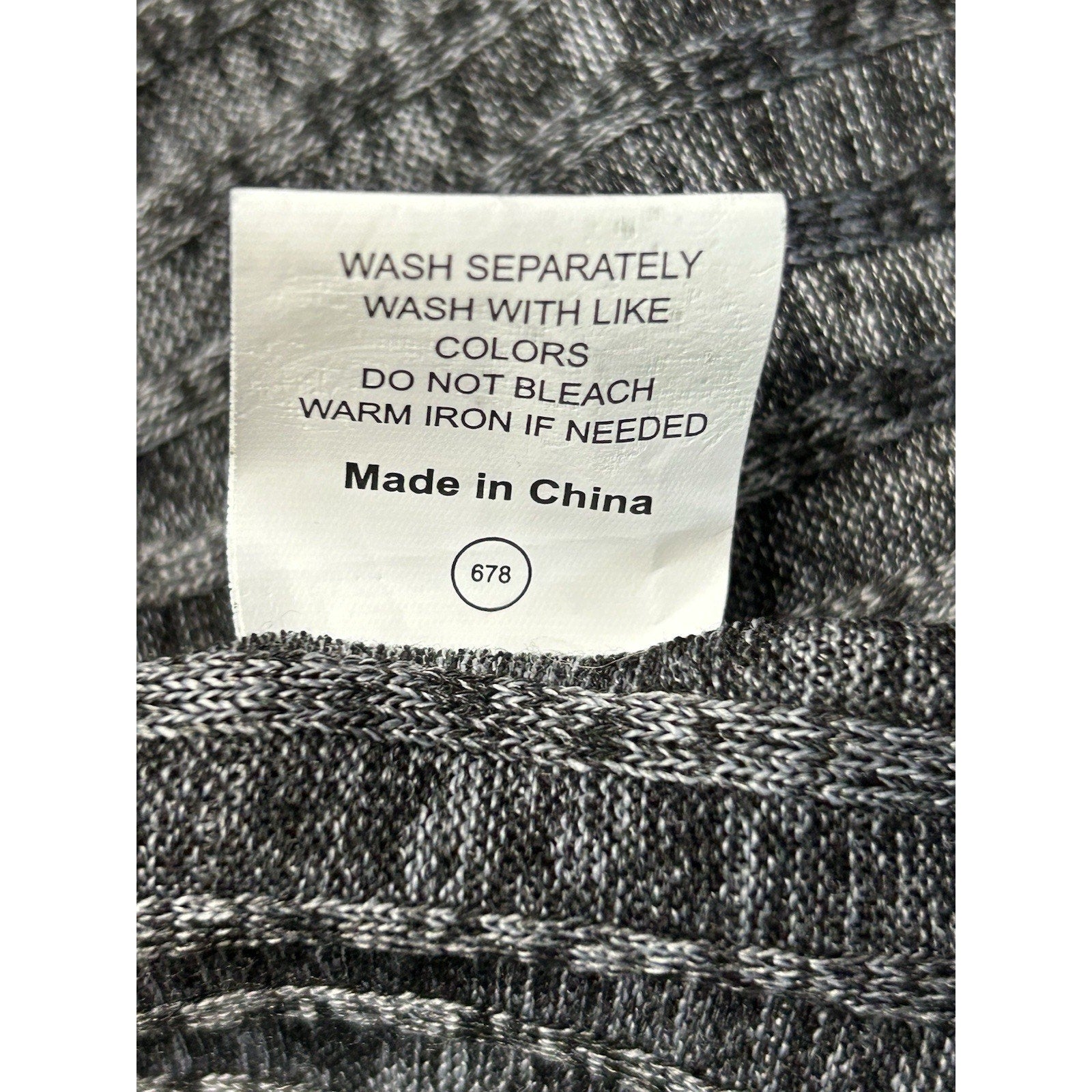 NWT WIHOLL GRAY SIZE 2XL SUPER SOFT STRETCH SWEATER LONG SLEEVE.