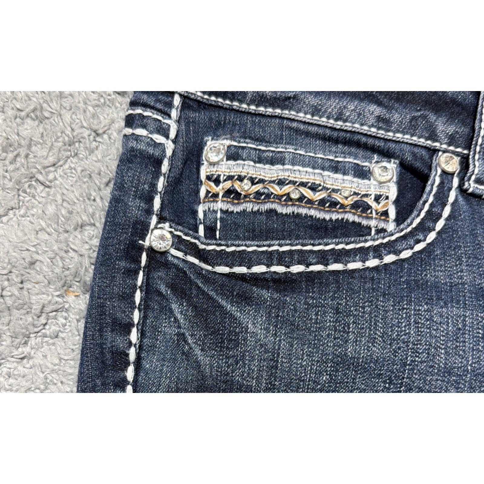 Antique Rivet Jeans Rhinestone Studded Denim 36 High Rise Thick Stitch NWT