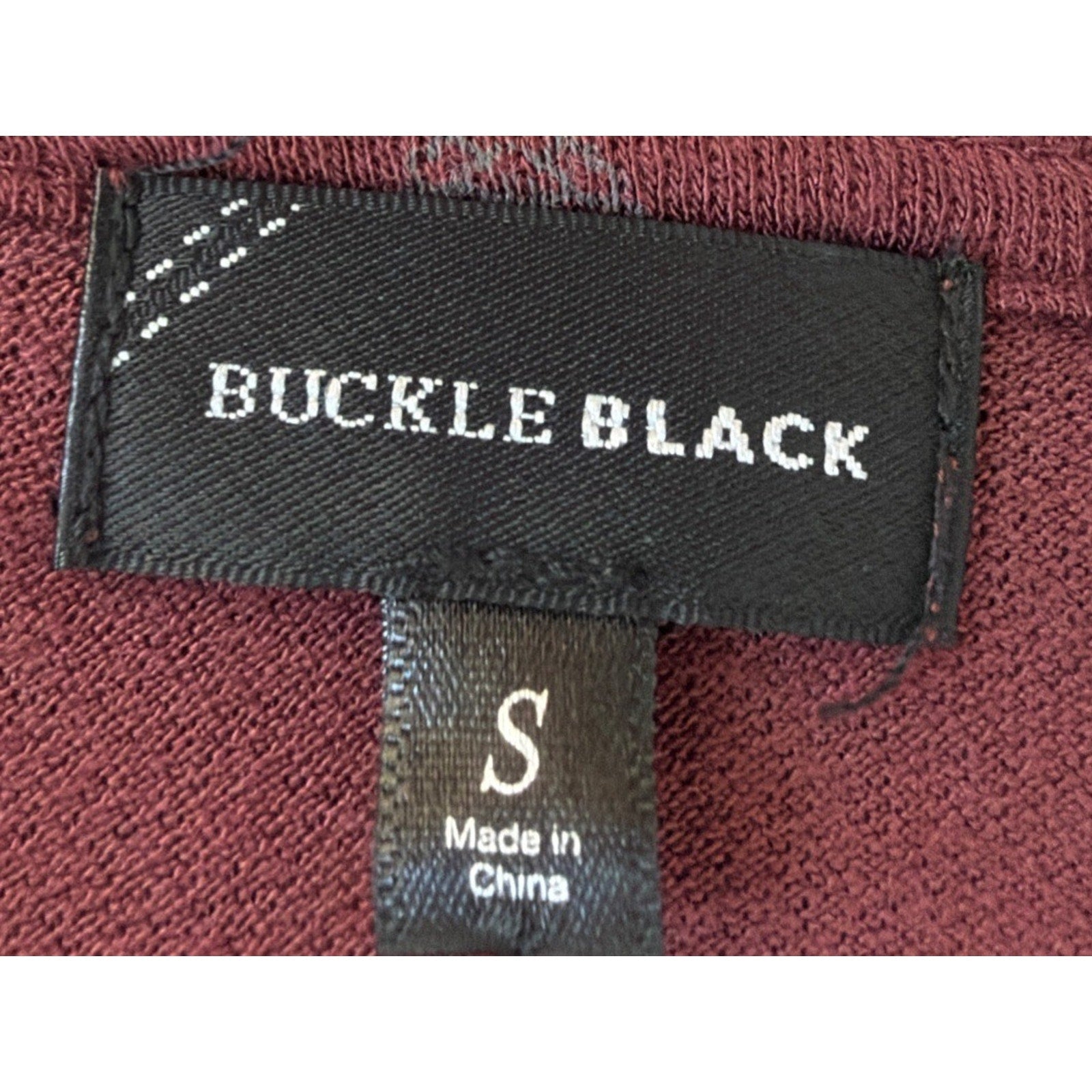 Buckle Black Medallion Print Henley Top Size Small