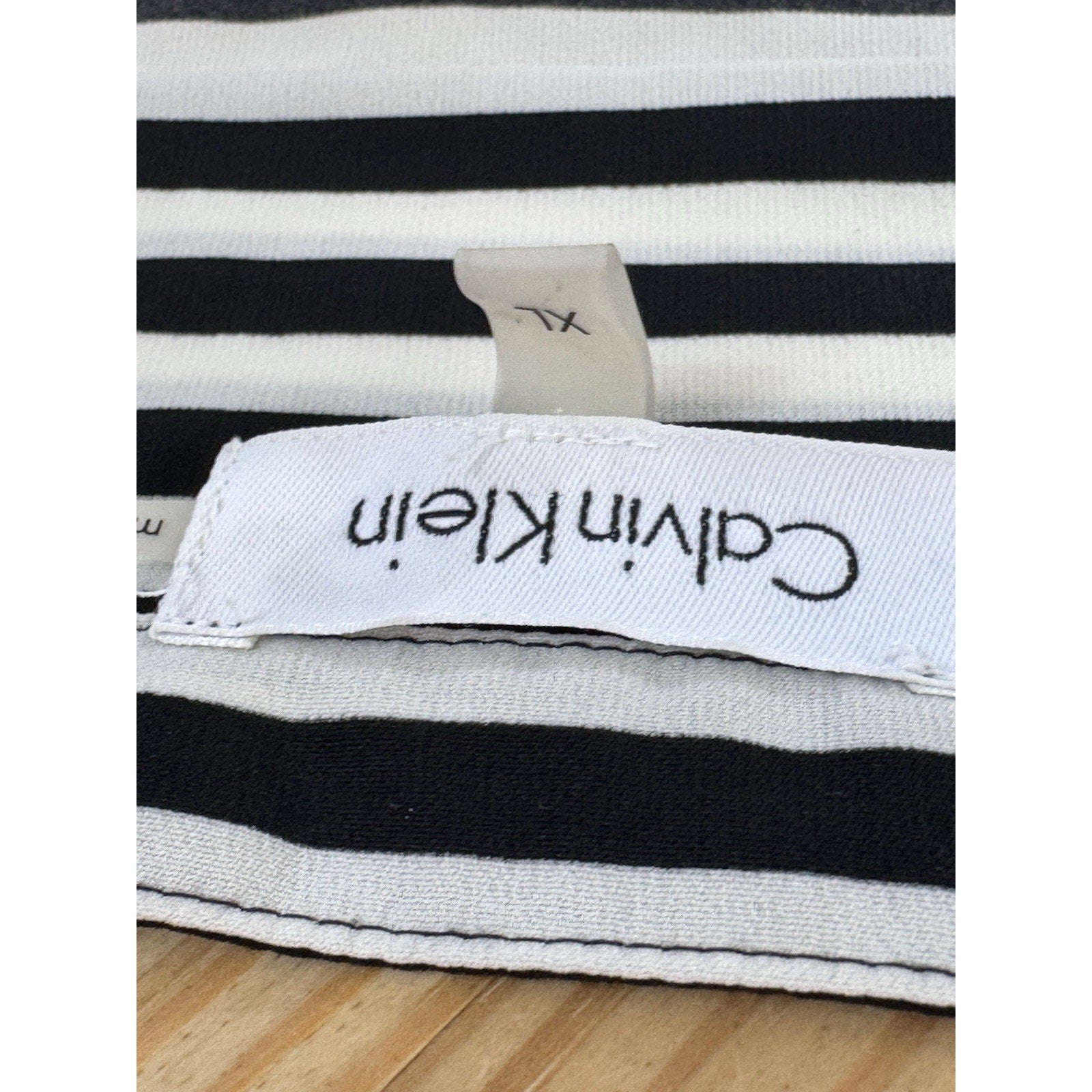 Calvin Klein Black White Striped Blouse Sleeveless Top Women’s Size X-Large