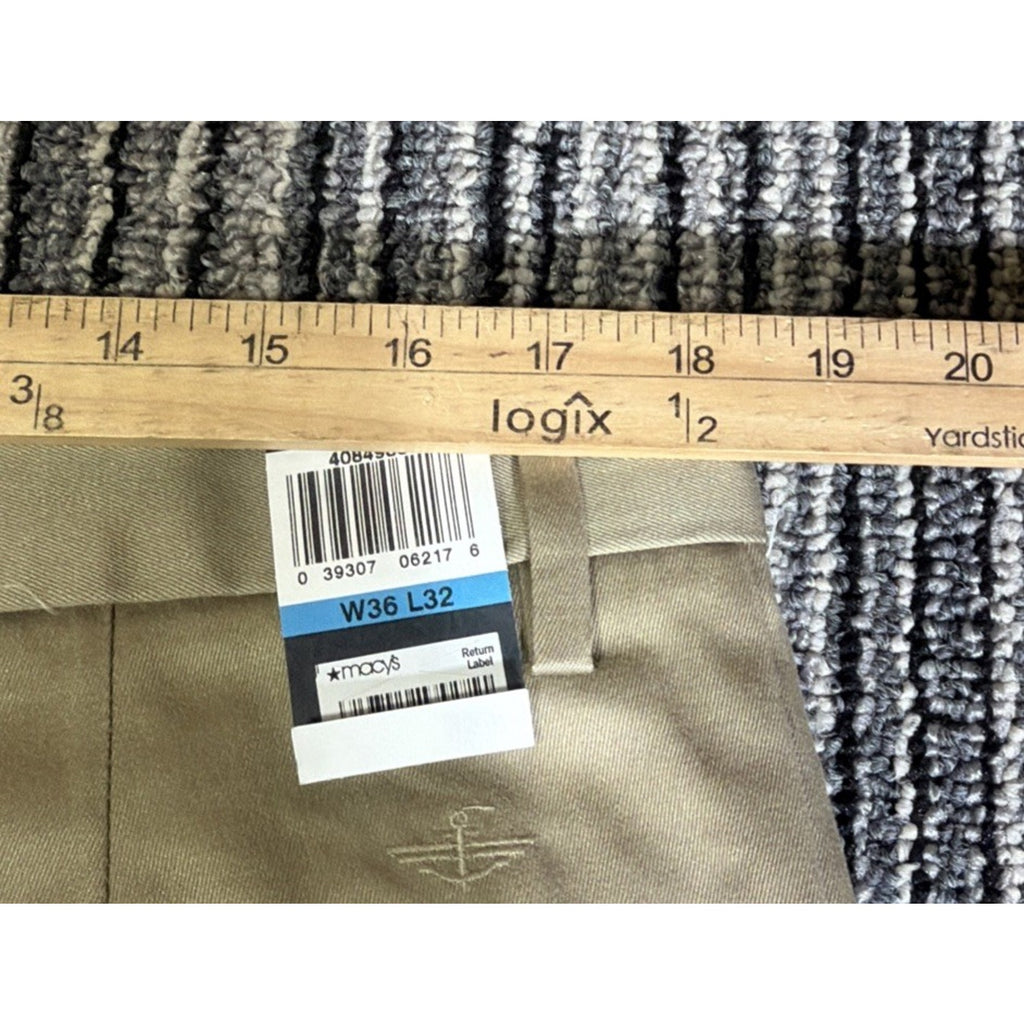 Dockers D3 Signature Khaki Pants Mens 36x32 Classic Fit Pleated Tan NWT Cotton