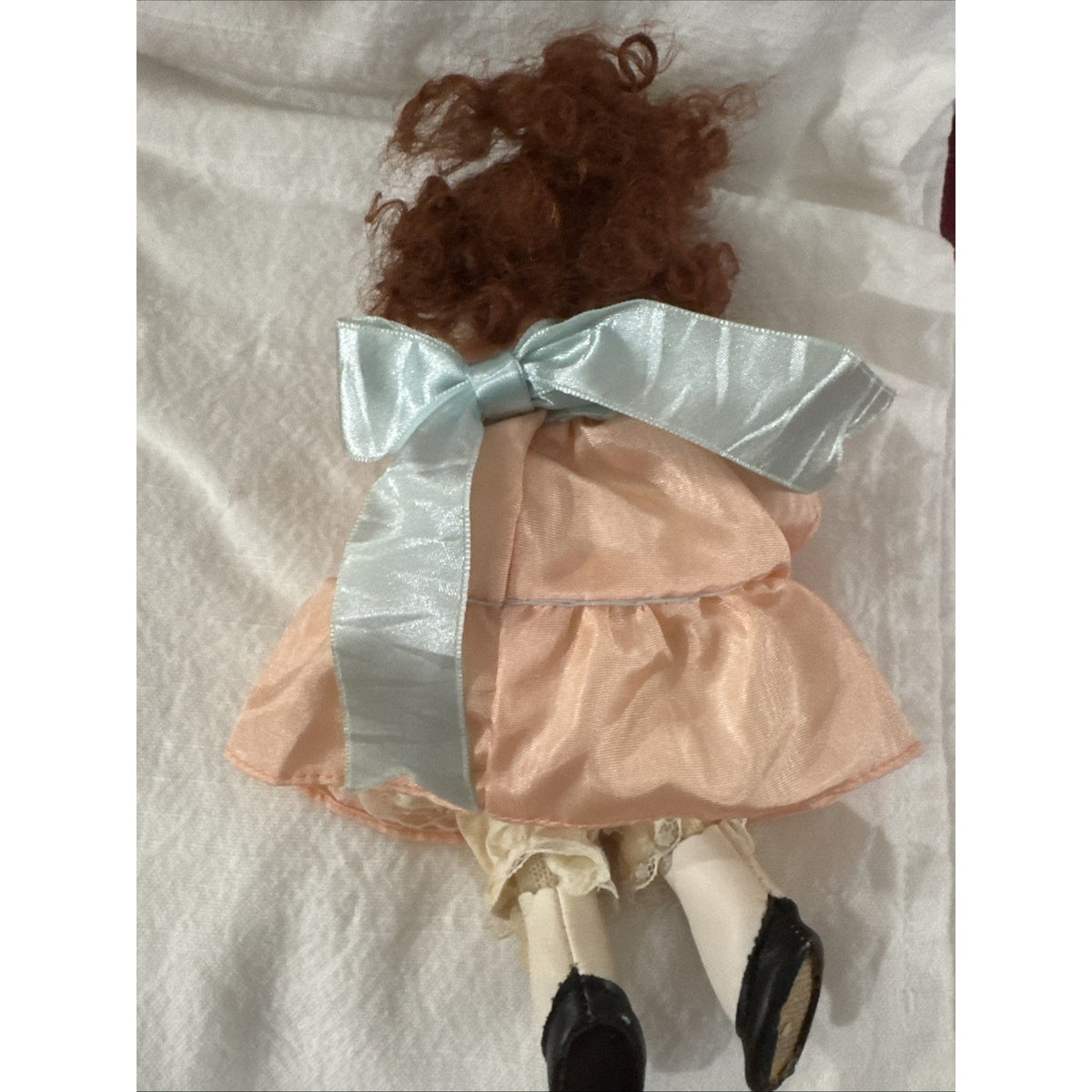 1995 Ashton Drake Kathy Hippensteel 8” Porcelain Doll Red Hair Peach Dress