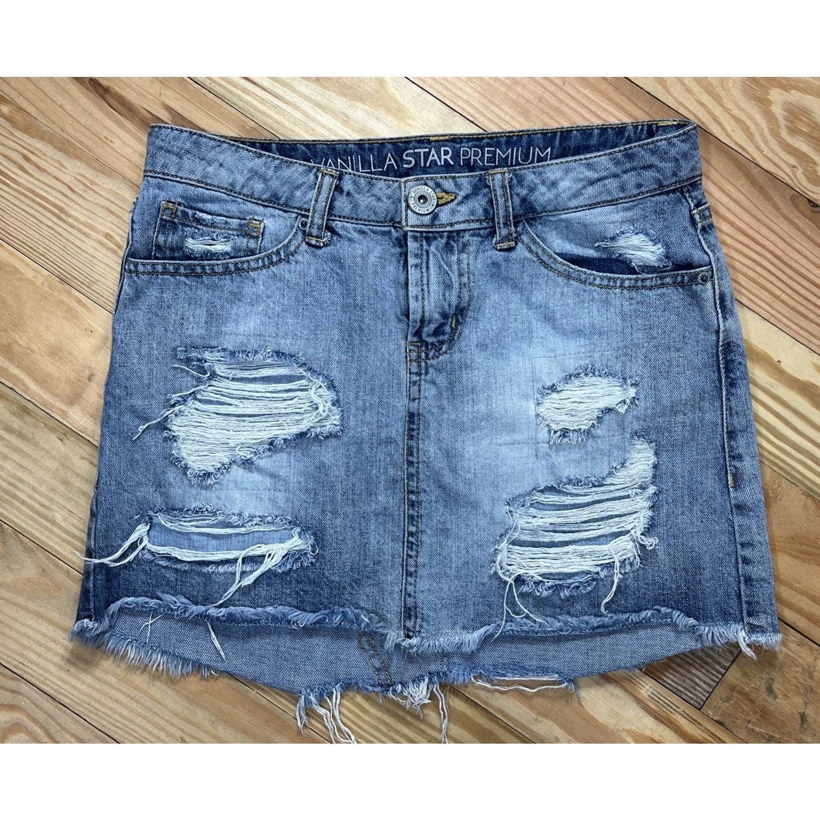 Juniors Vanilla Star Denim Skirt 3