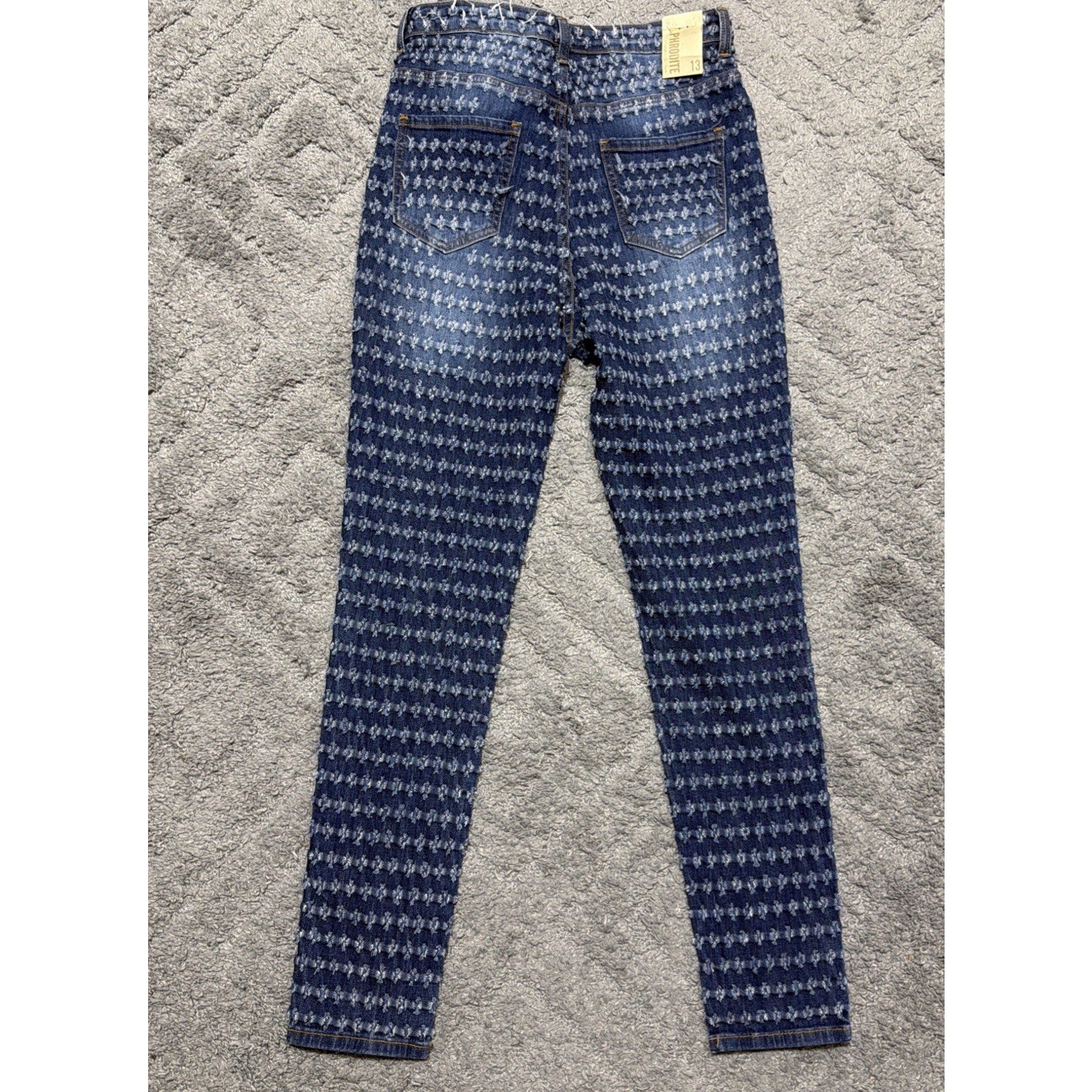 Aphrodite Women’s High Rise Skinny Jeans Shotgun Punctured Denim 13/31 NWT