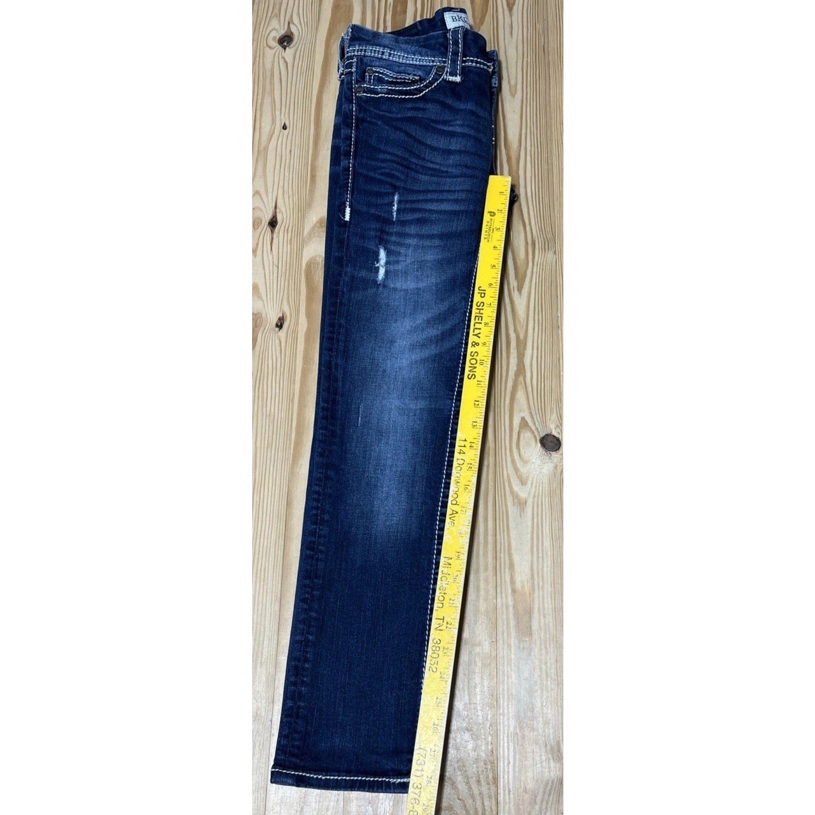 Buckle BKE Addison Straight Leg Flap Pocket Thick Stitch jean size 26x28 EUC