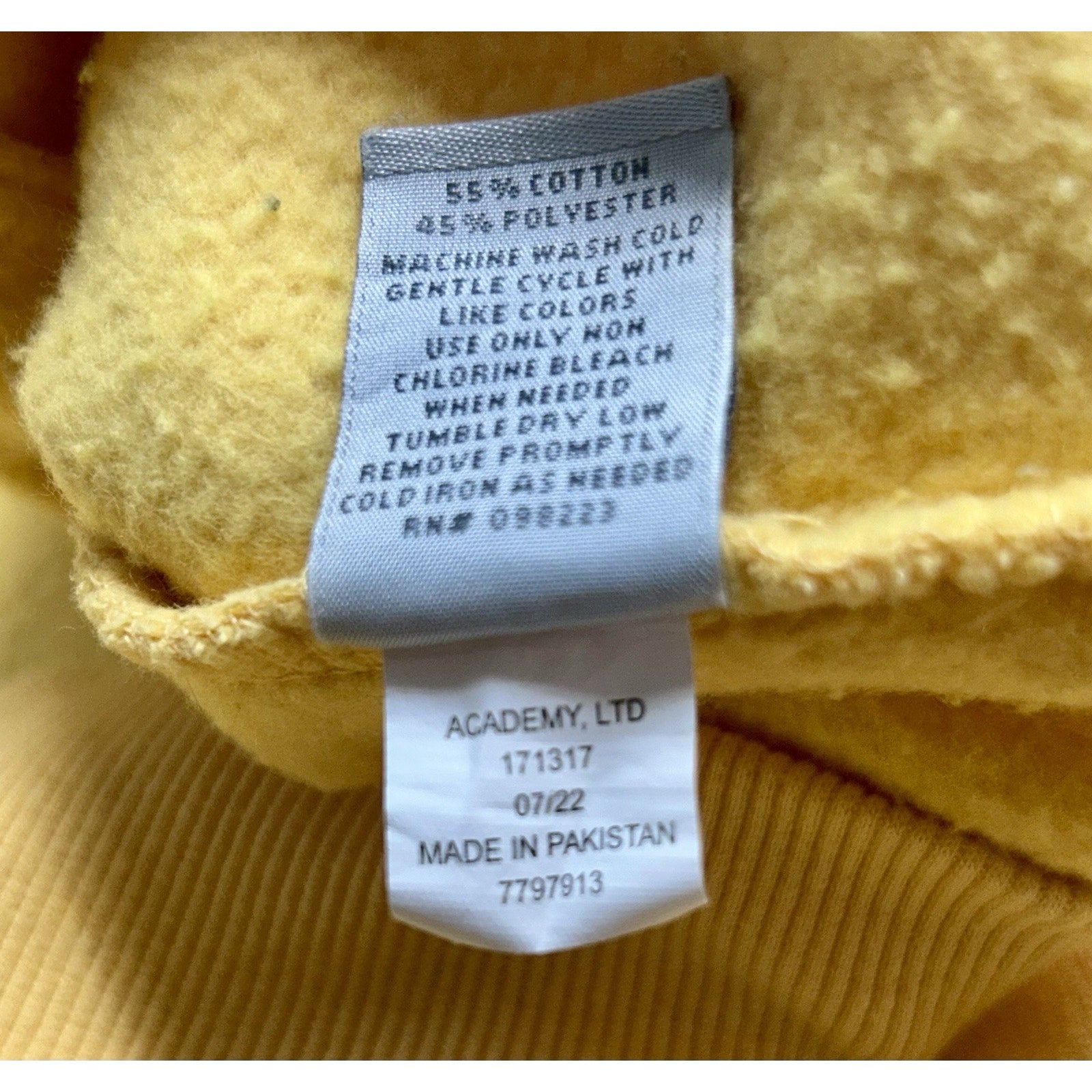 BCG Men's Sz 2XL Yellow Hoodie Hooded Sweatshirt With Pockets.