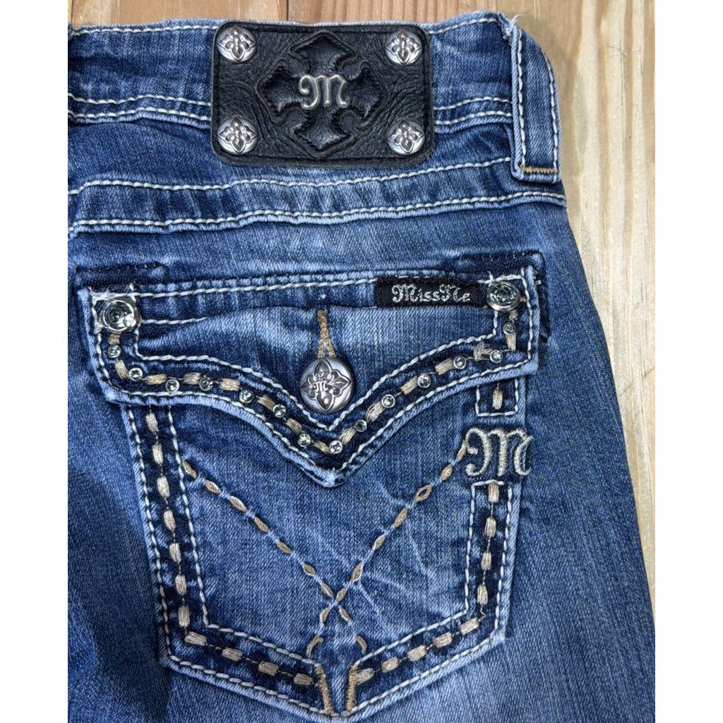 Miss Me Jeans Women's 26x32 Denim Blue Signature Boot Flap Sequin Pockets Blingy