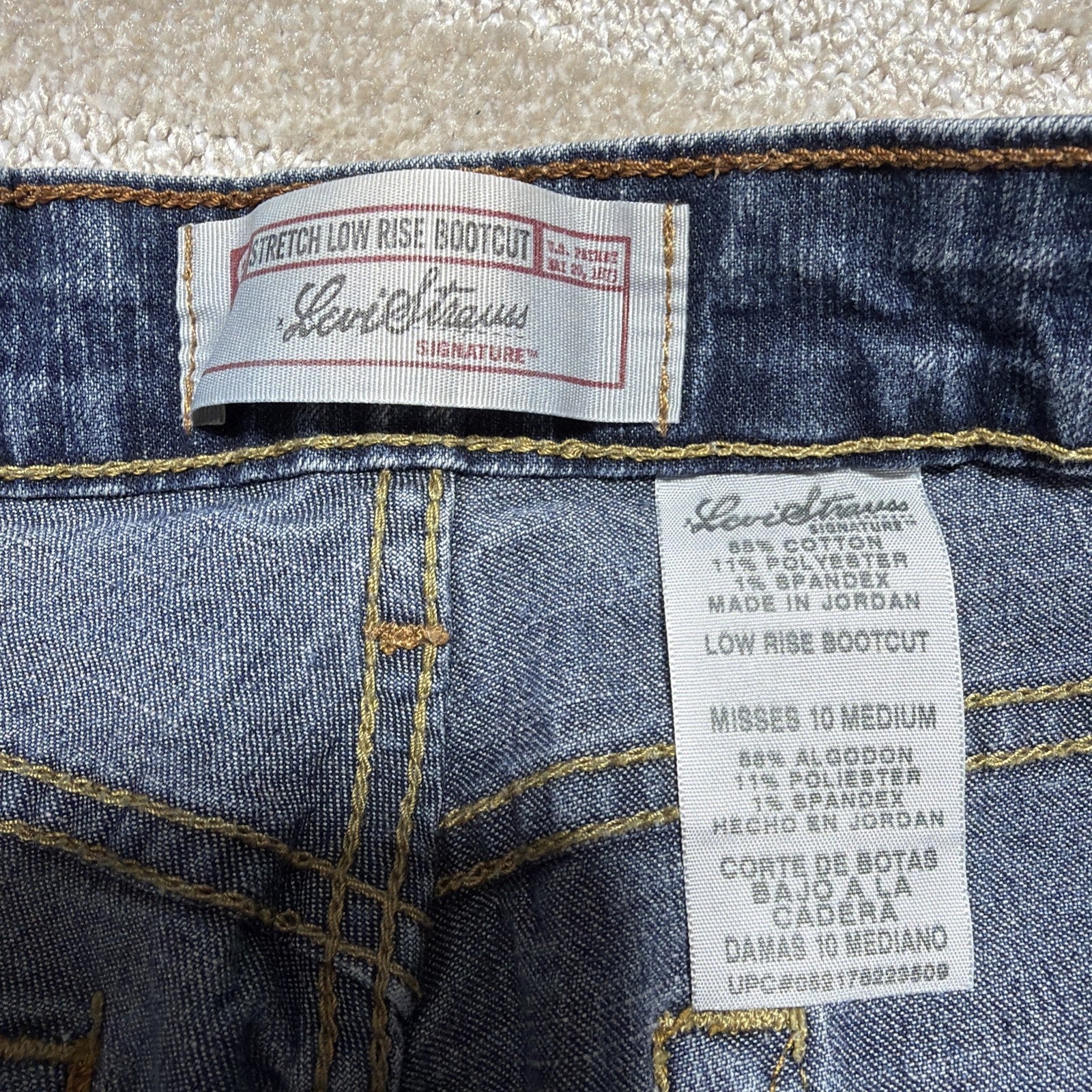 Levi's Signature Y2K Jeans Womens 10 Low Rise Bootcut Stretch Blue Stretch Denim