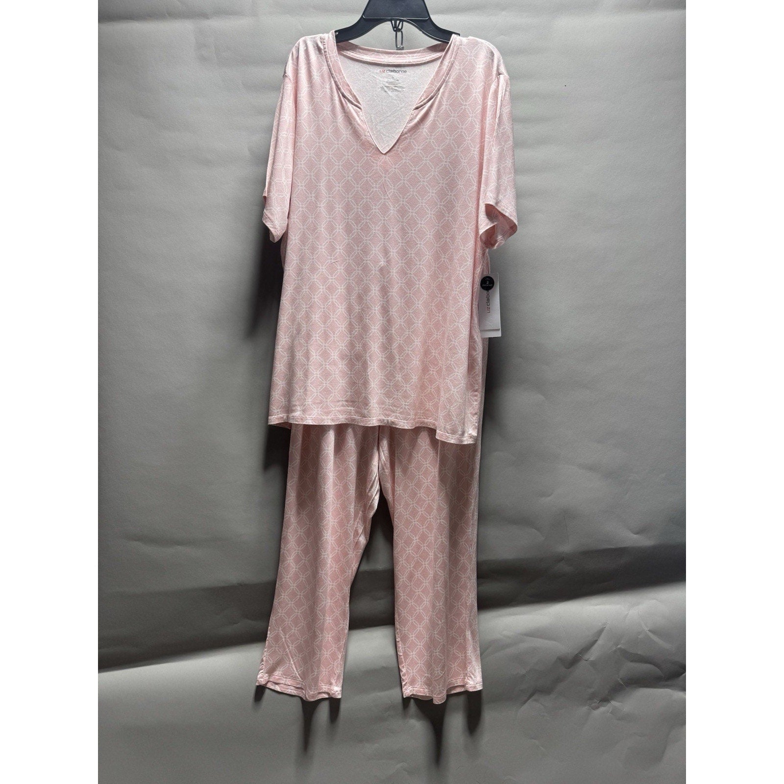 NWT Liz Claiborne Pink Geometric Pajama Set Large Cool & Calm Sleepwear 2PC