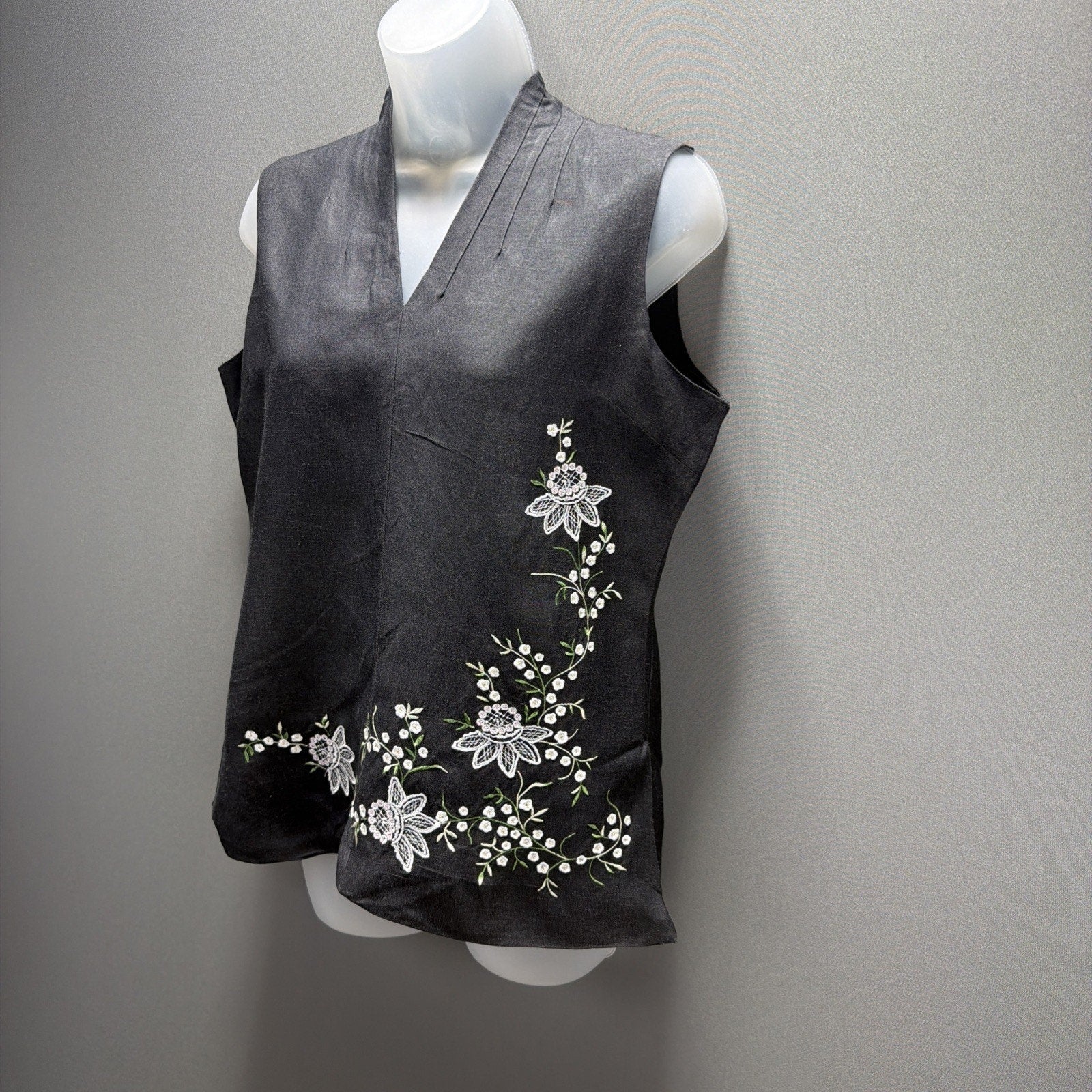 JENNIFER EDEN Women's Ramie Rayon Tank Top Embroidered Lined Floral Black Sz 10