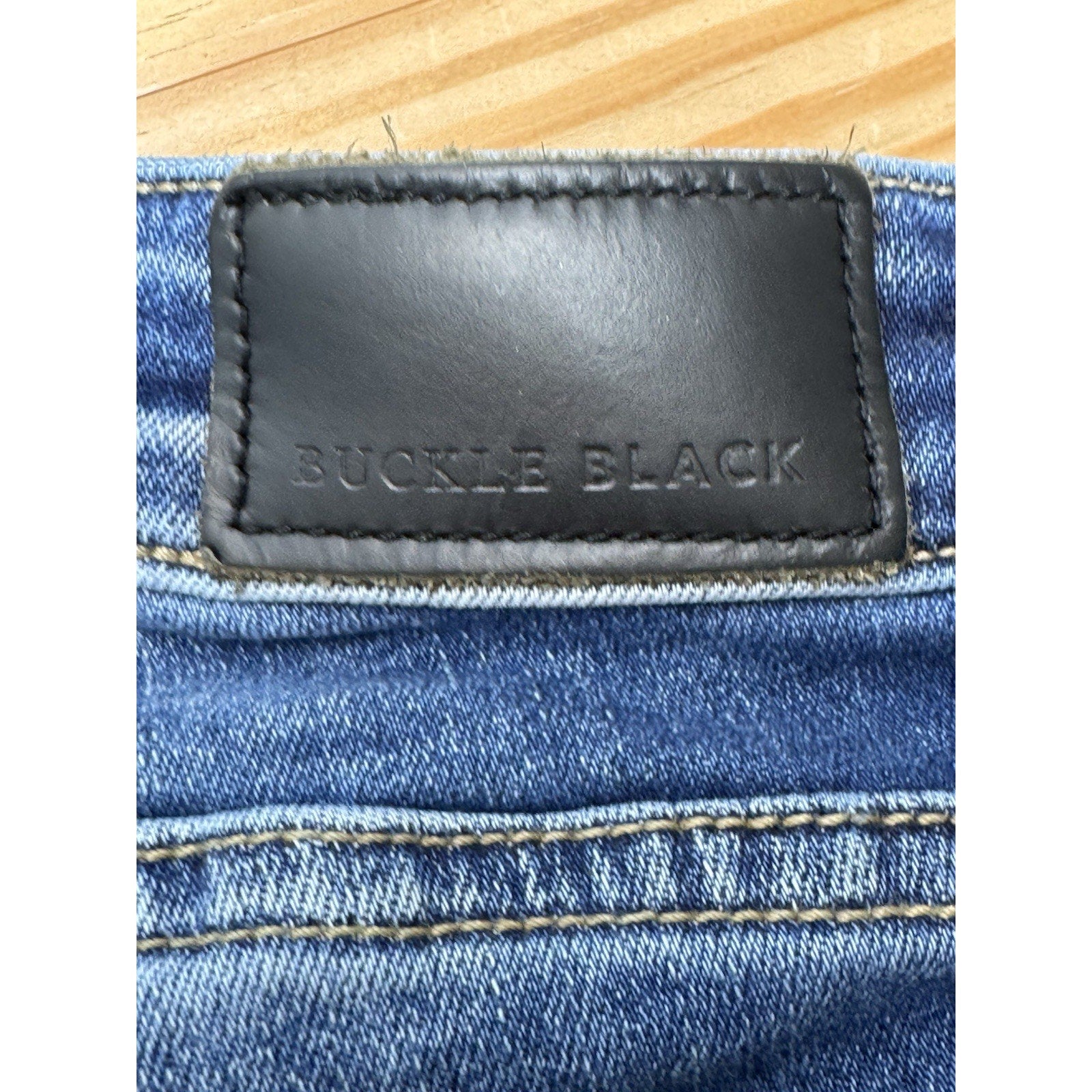 Buckle Black Fit No. 53 Straight Leg Blue Denim Stretch Jeans Women’s Size 26X34