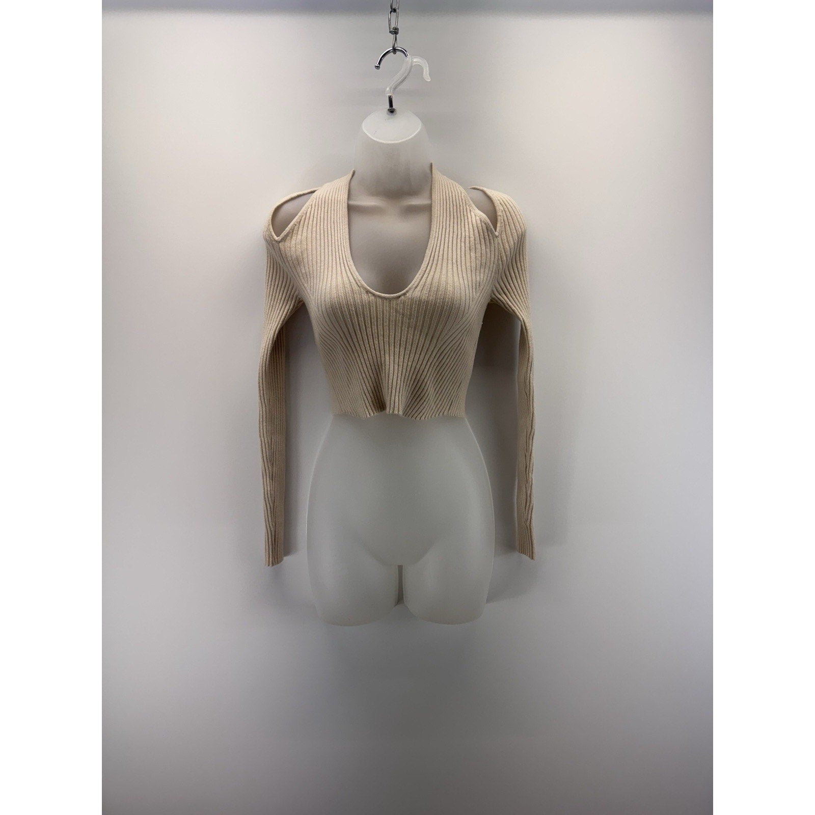 Urban Outfitters Cassandra Cutout Sweater Women’s Size Medium NWT