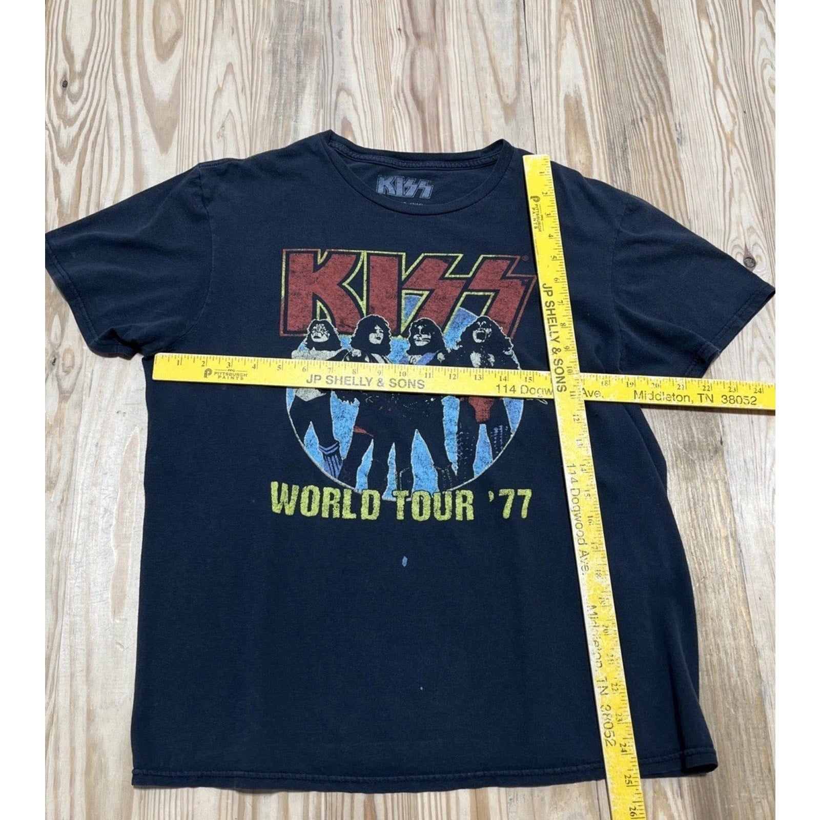 Vtg Kiss Classic Rock Band T-Shirt Men’s Large 80’s Music Gene Simmons 2002