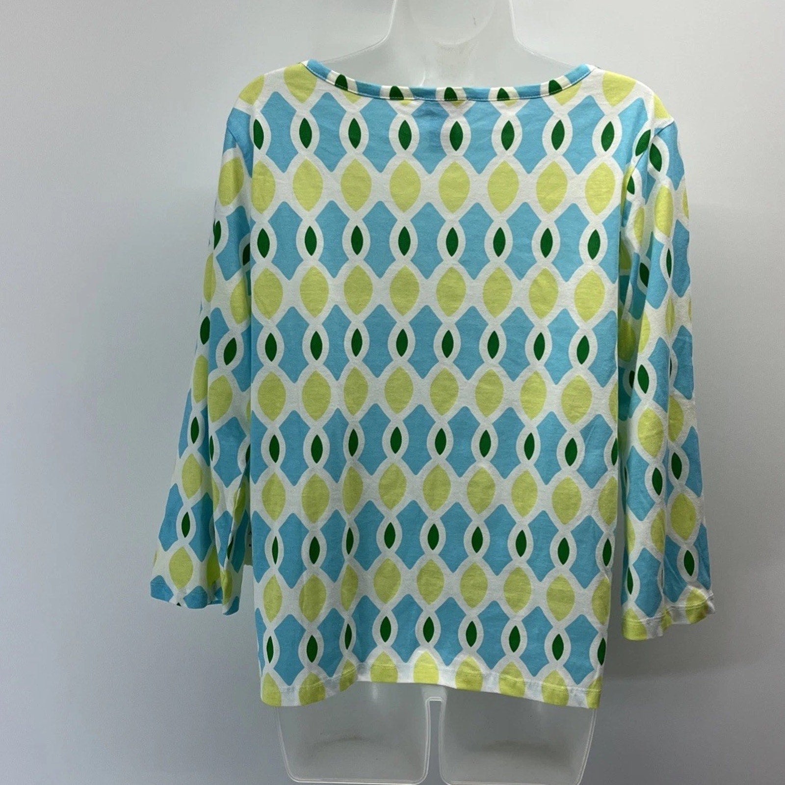 NWT Caribbean Joe and Company Shirt Womens Large 3/4 sleeves Multicolor