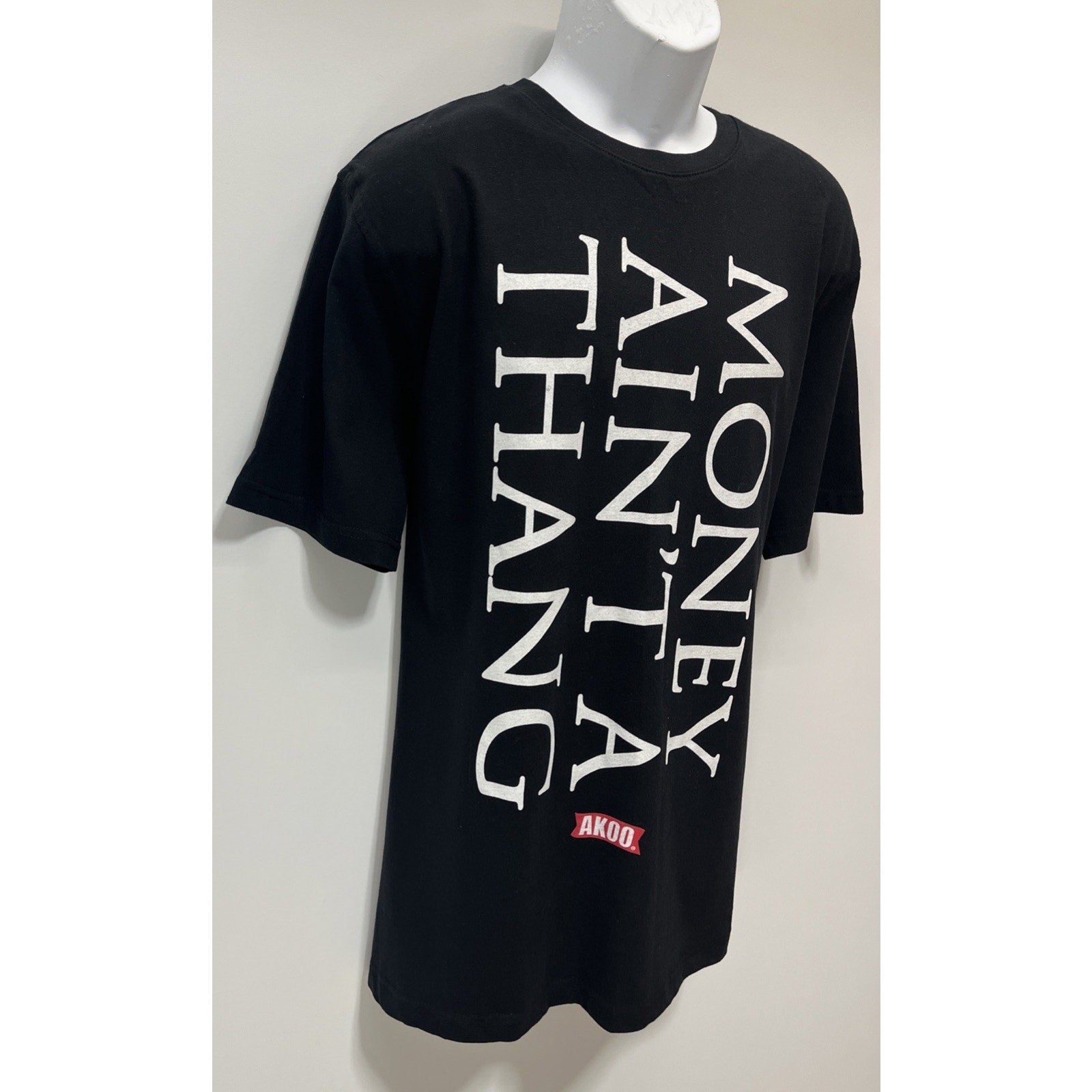 AKOO Brand Black And White Graphic Money Ain’t A Thing T-Shirt Size XL