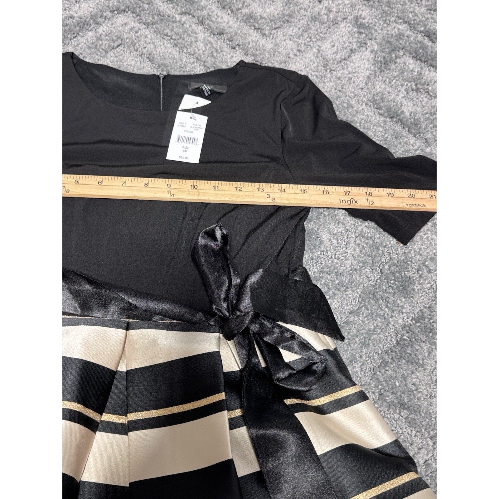 R&K Originals Black Gold & Ivory Tie Waist Dress with a Pleated Skirt New 4P