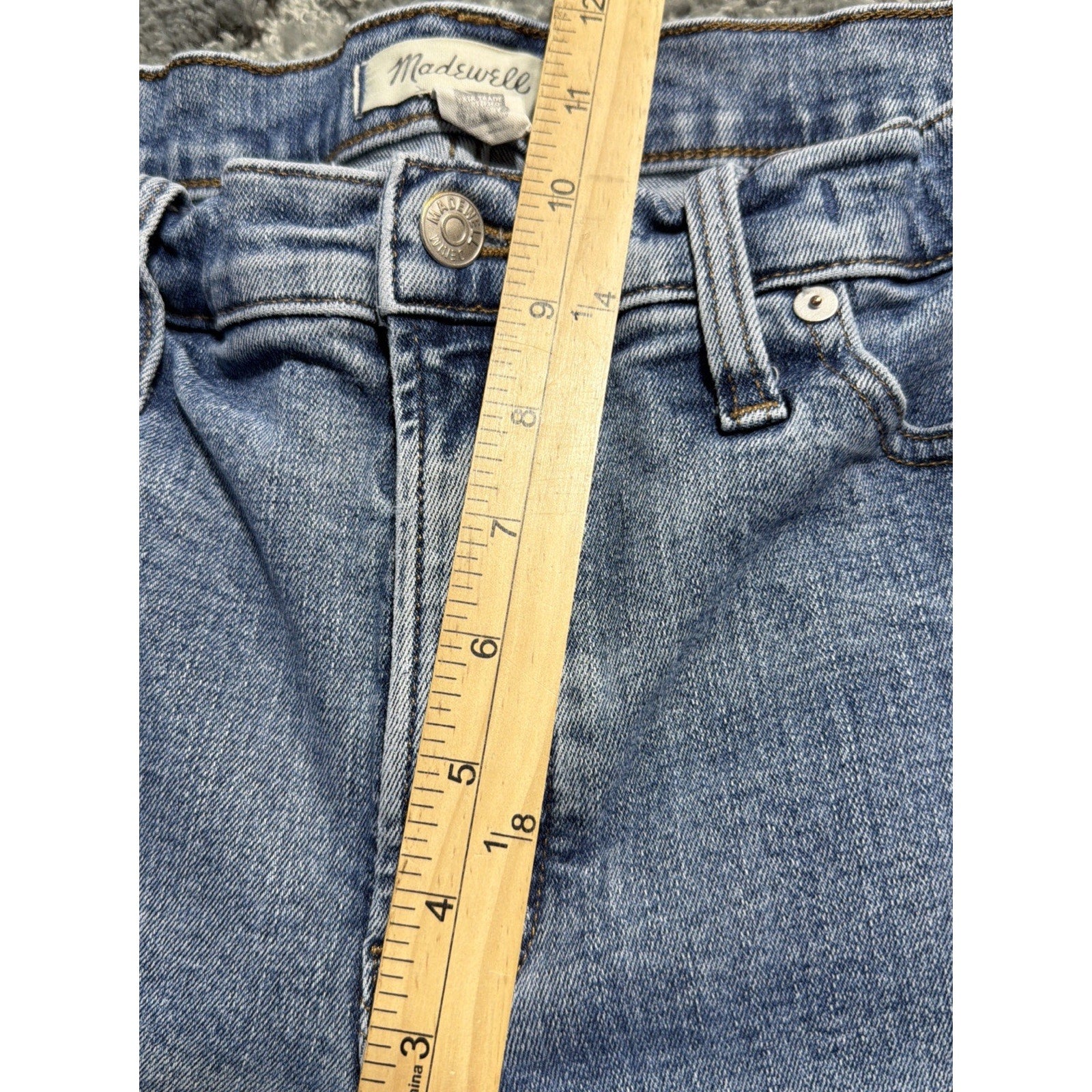 Madewell Women's The Mid-Rise Perfect Vintage Jean in Enmore Wash size 30