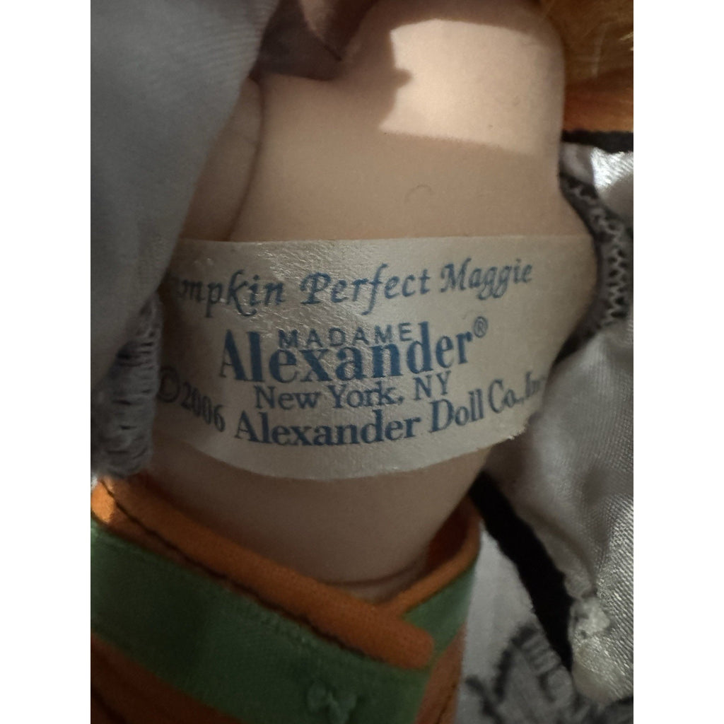 Madame Alexander Pumpkin Perfect Maggie 40425 8” Halloween Doll HTF Pumpkin