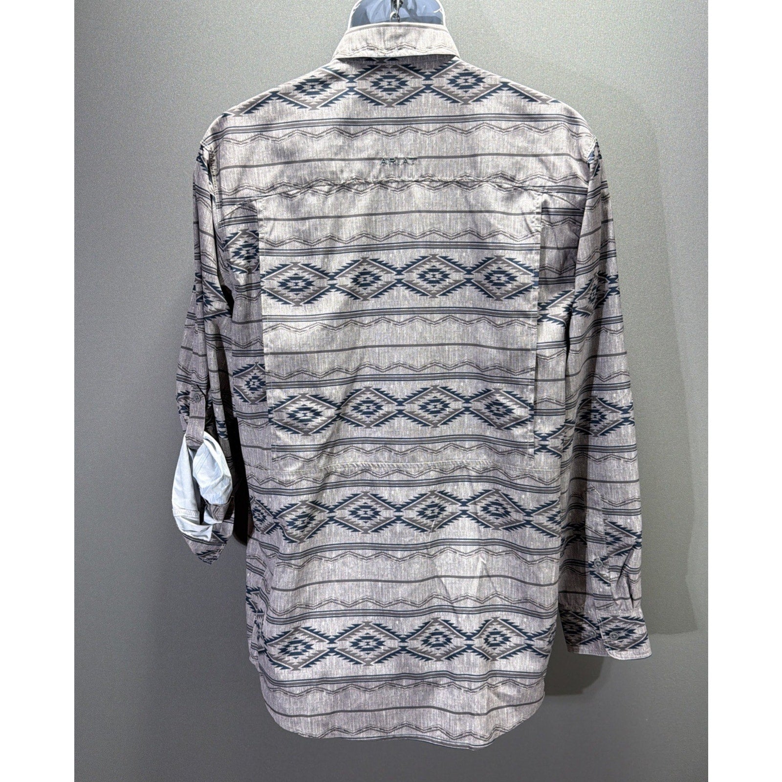 Ariat Tek Mens Small VentTEK Long Sleeve Shirt Western Southwest Aztec NWT