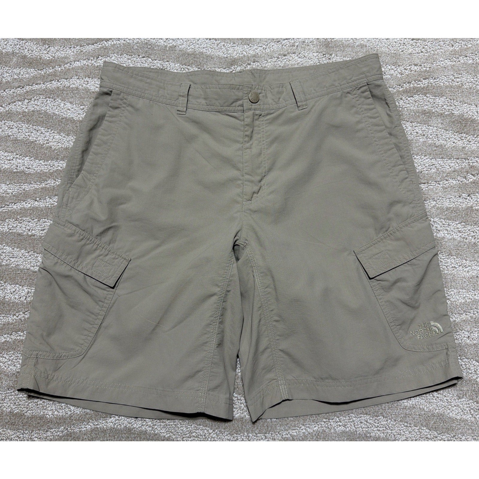 THE NORTH FACE Men's Horizon Nylon Cargo Utility Hiking Shorts Beige Size 36