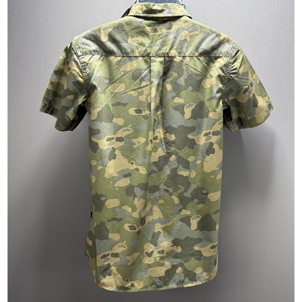 THE NORTH FACE BAY TRAIL WOODLAND CAMO SHORT SLEEVE BUTTON SHIRT Men Size S NWT