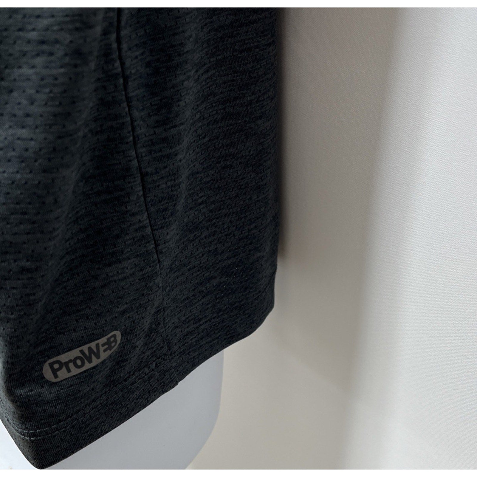 Spyder Active ProWeb T Shirt Mens Size Small Gray Black Short Sleeve Athletic