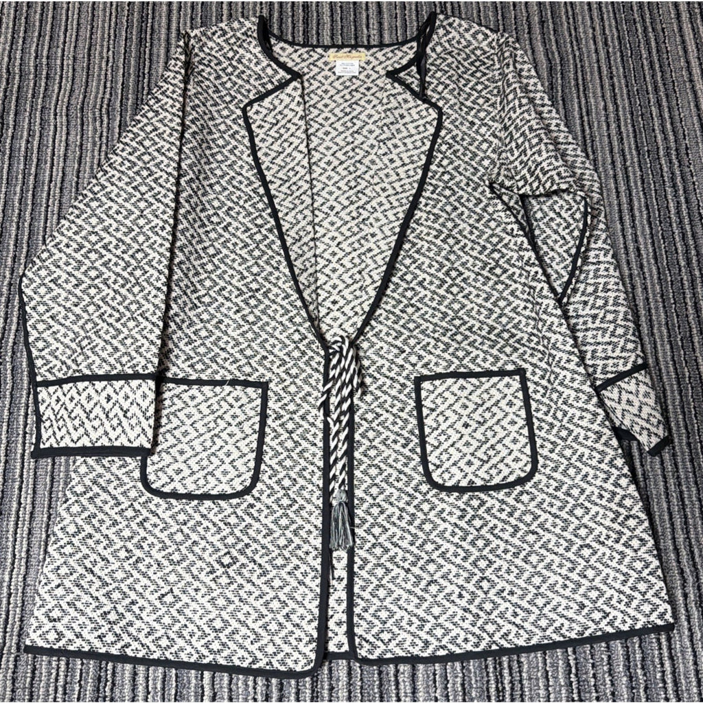 Sweet Magnolia Cardigan Jacket Womens L Black White Geometric Tassel Tie NWOT