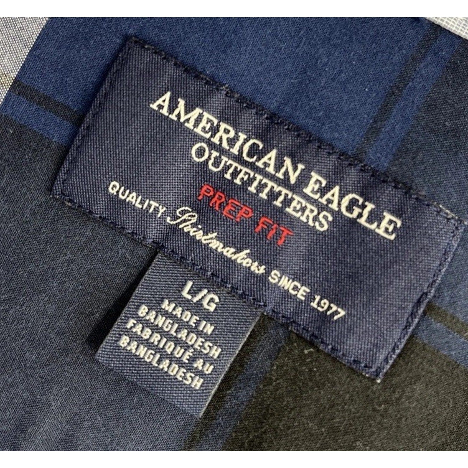 MENS AMERICAN EAGLE BLUE BLACK BUTTON UP SHIRT PREP FIT LONG SLEEVE AE SIZE L