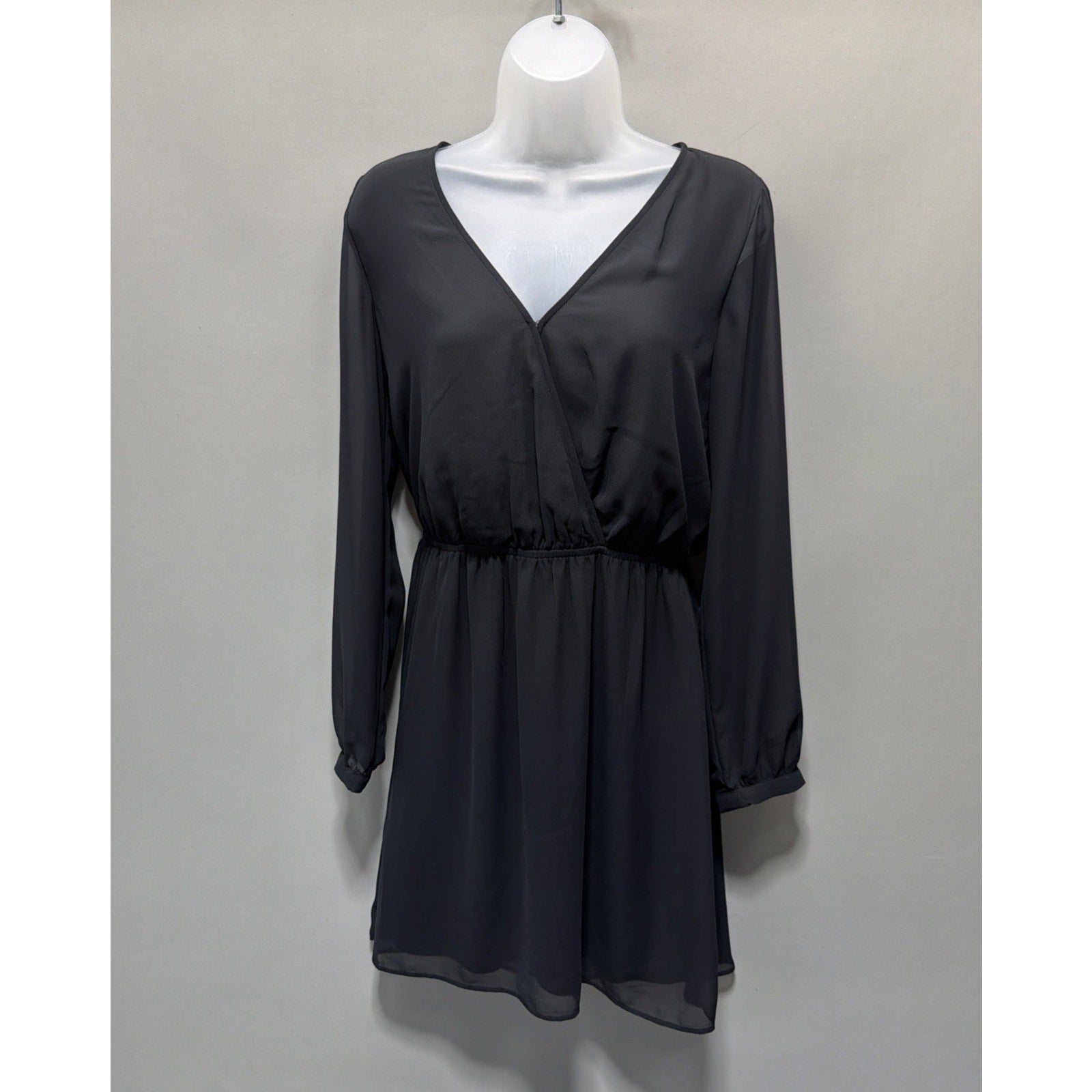 Express Black Sheer Chiffon Long Sleeve Surplice Mini Dress Lined size Small