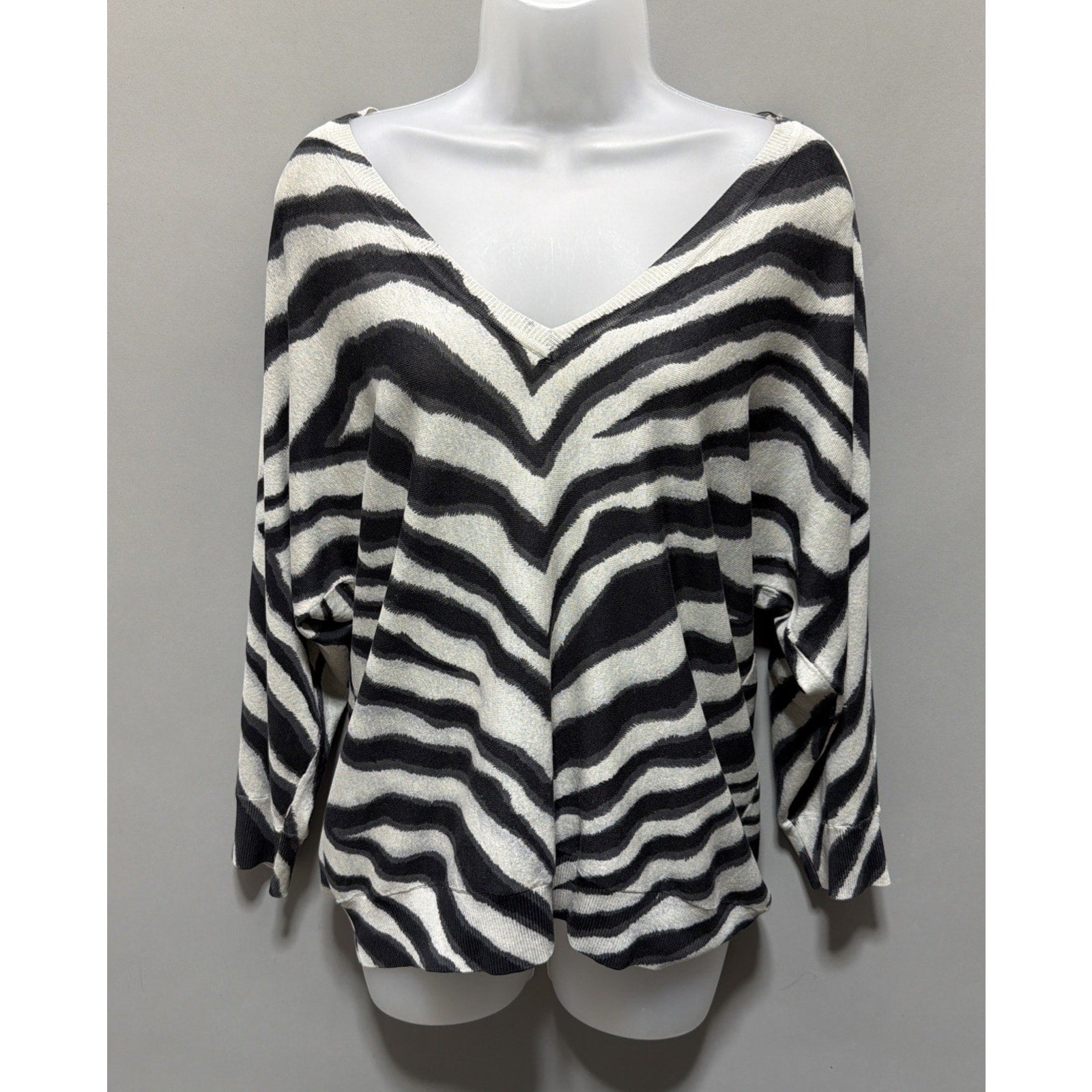 Michael Kors Zebra Print Silk Blend Dolman Sleeve Sweater Top Womens M Oversized