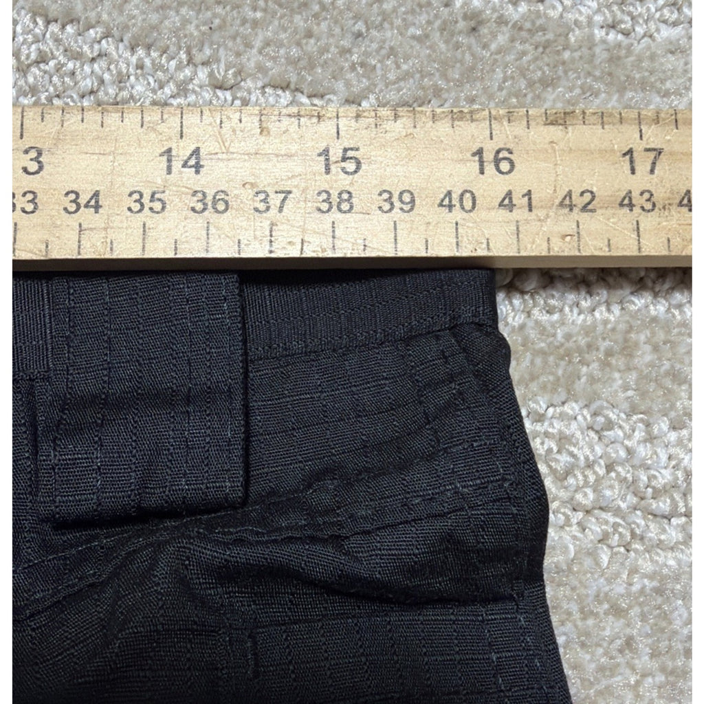 HWB Mens Black Tactical First Remainder Cargo Shorts Size M NWT