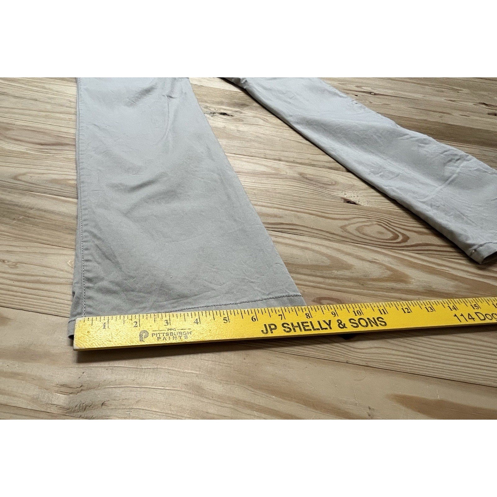 Cato Womens Chino Pants Size 8 Beige Classic Fit High Rise Straight Leg EUC.