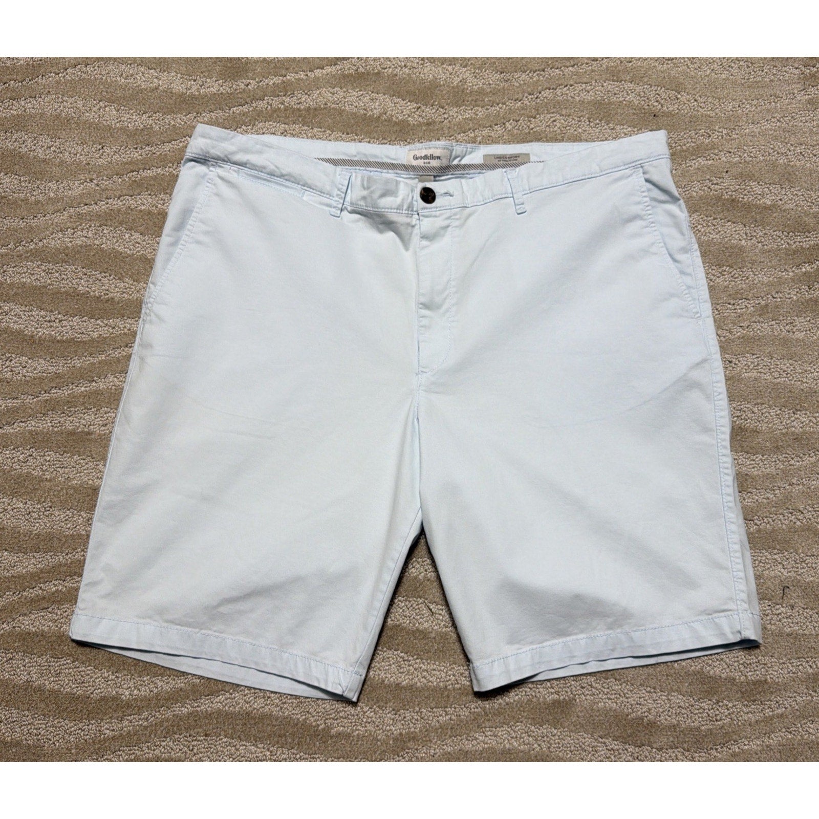 Goodfellow Mens Linden Flat Front Chino Shorts 42” Light Sky Blue 10.5” Stretch