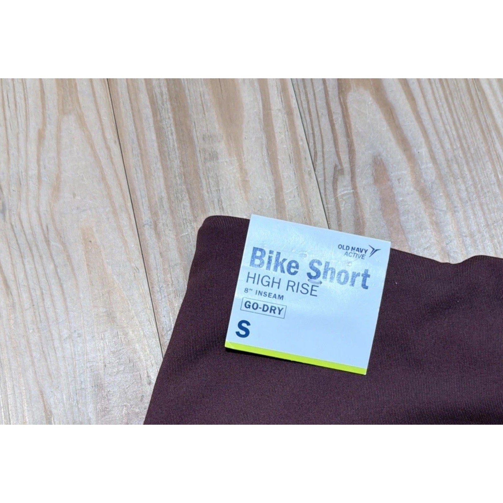 NWT old navy womens S maroon raisin power press bike shorts