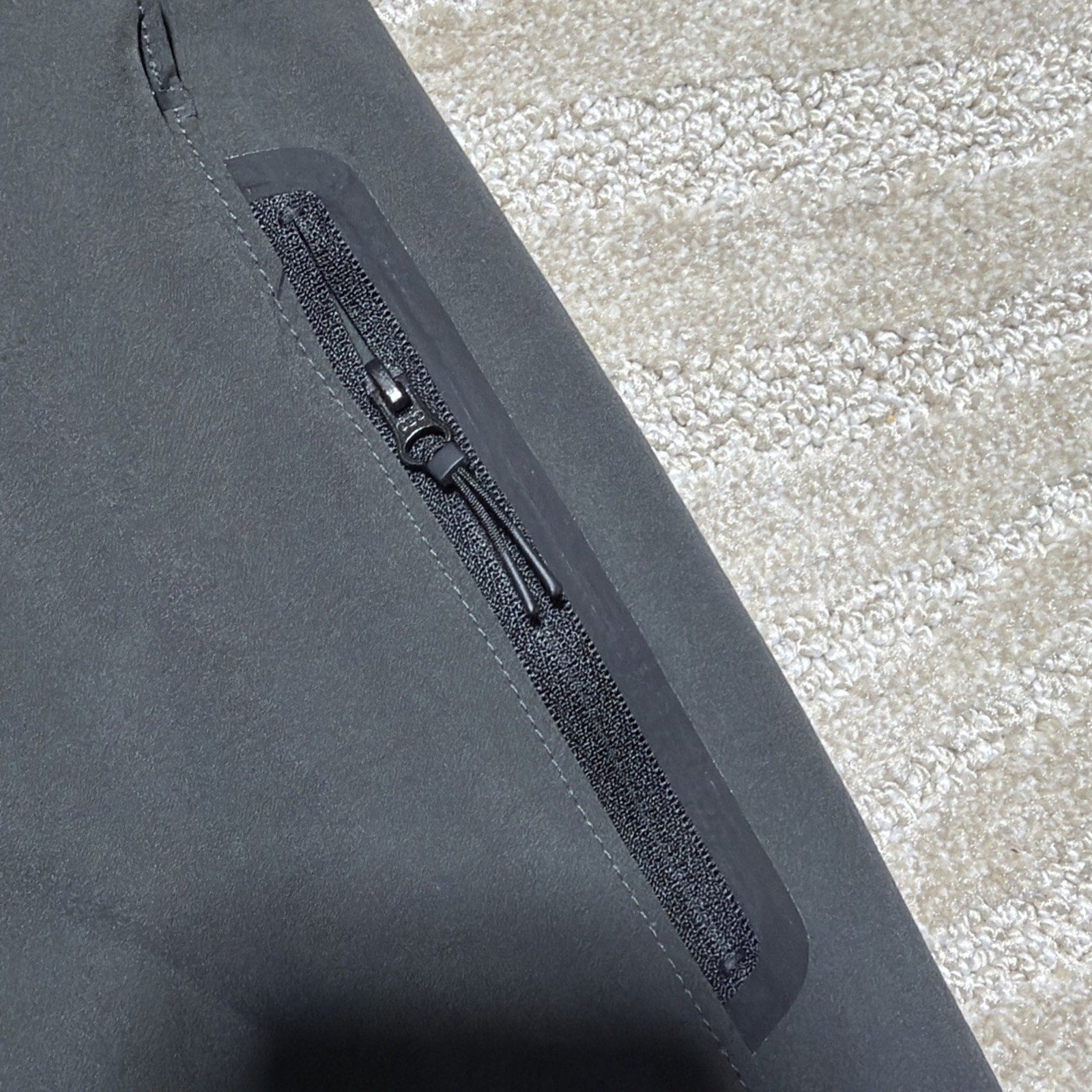 Old Navy Grey Dynamic Tech Woven Taper Pants Men's M Quick Dry Zipper Pockets