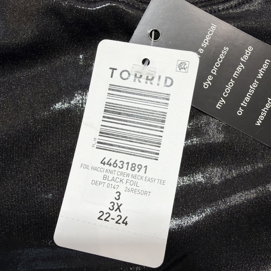 Torrid Metallic Foil Black Womens T-Shirt Size 3 Round Neck Short Sleeve Top NWT