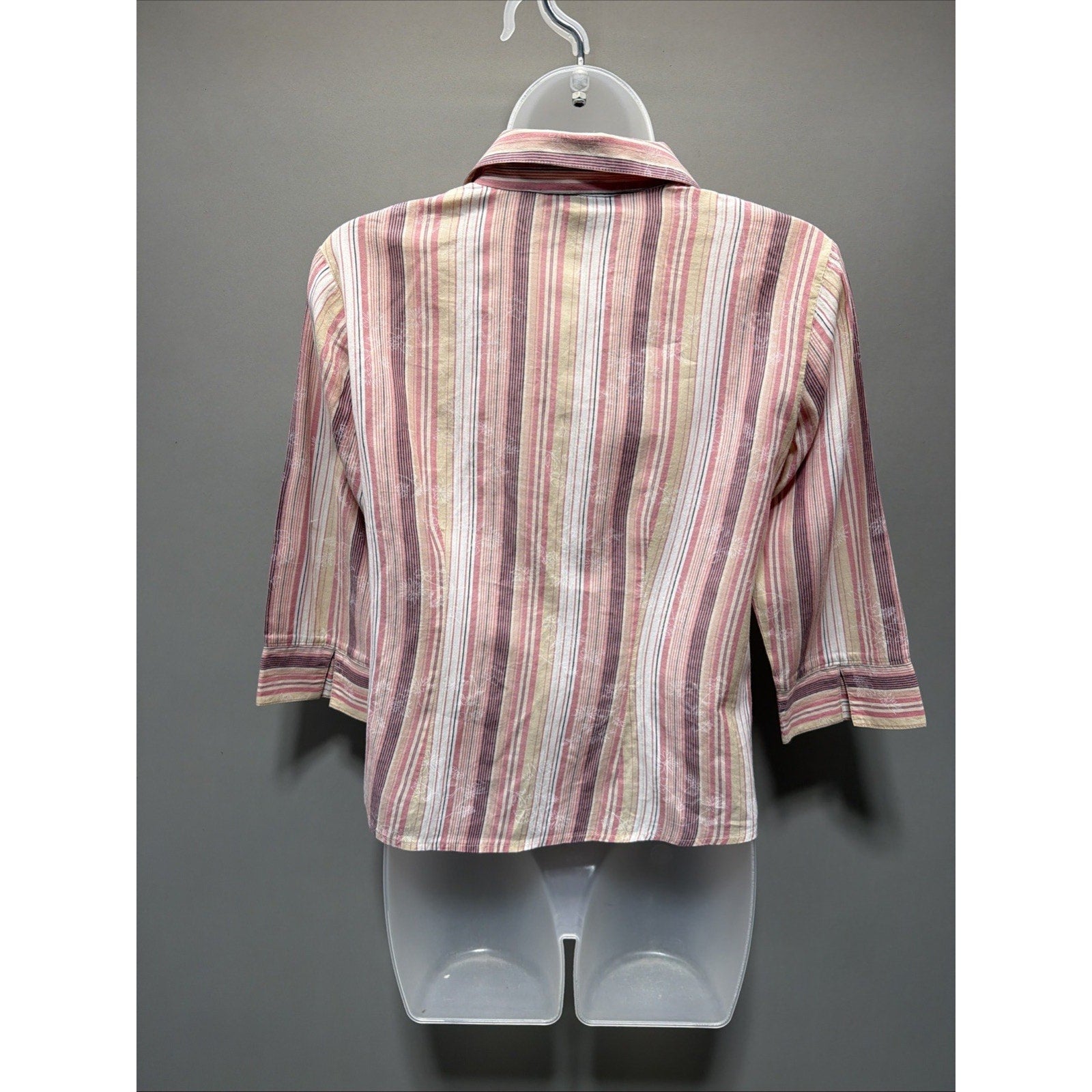 Madison & Max Womens Floral Design Striped LButton Down Blouse Size 4 Petite