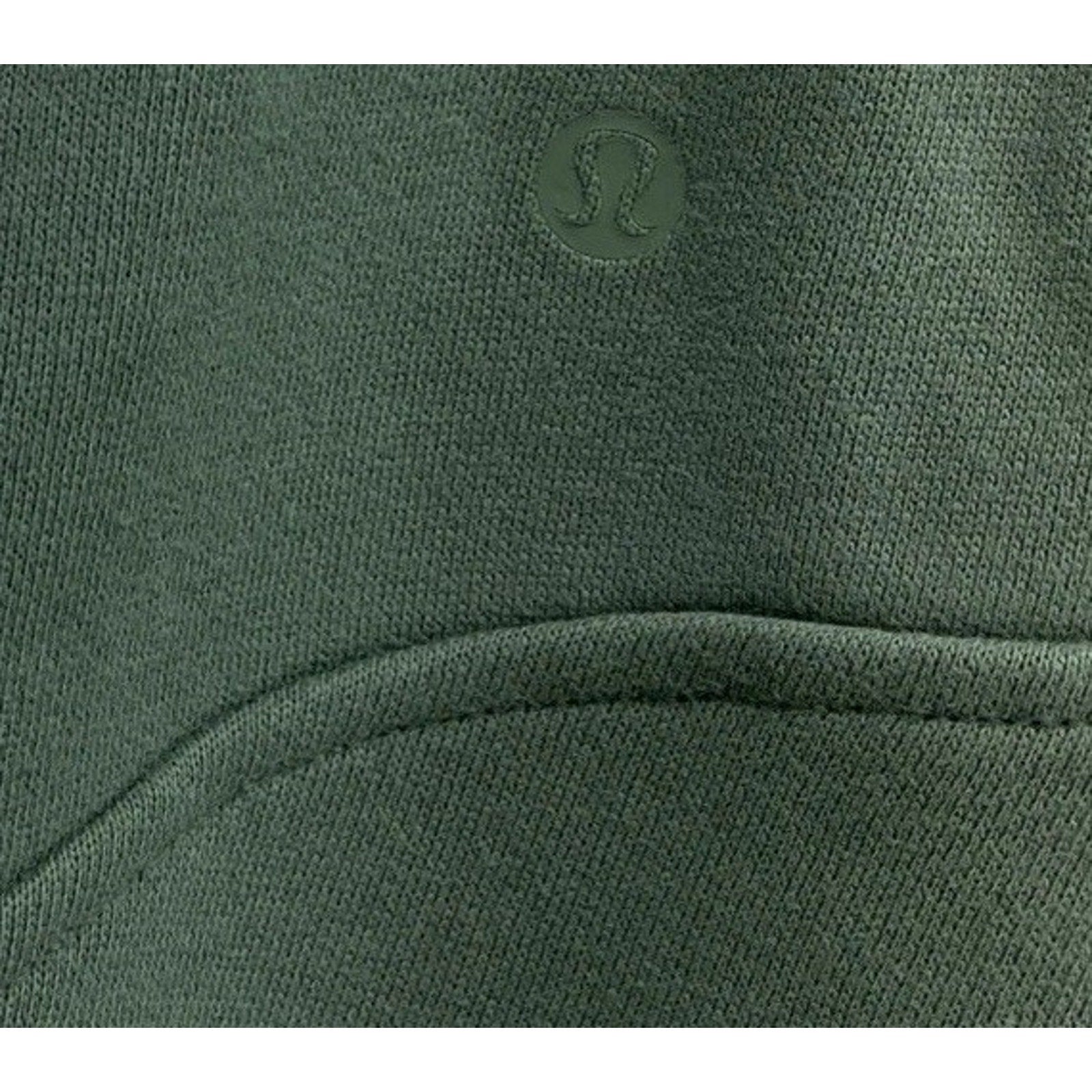 LULULEMON SCUBA HIGH-RISE SHORTS 5” in MEDIUM FORREST (MEFO) SZ 8 NWT