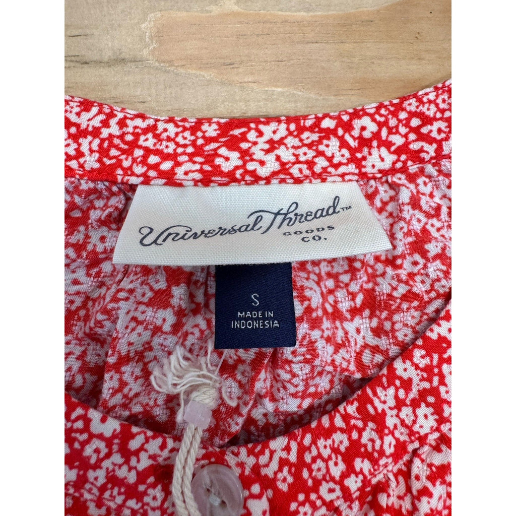NEW Universal Thread Women's Floral Short Sleeve Button-Down Blouse Size S