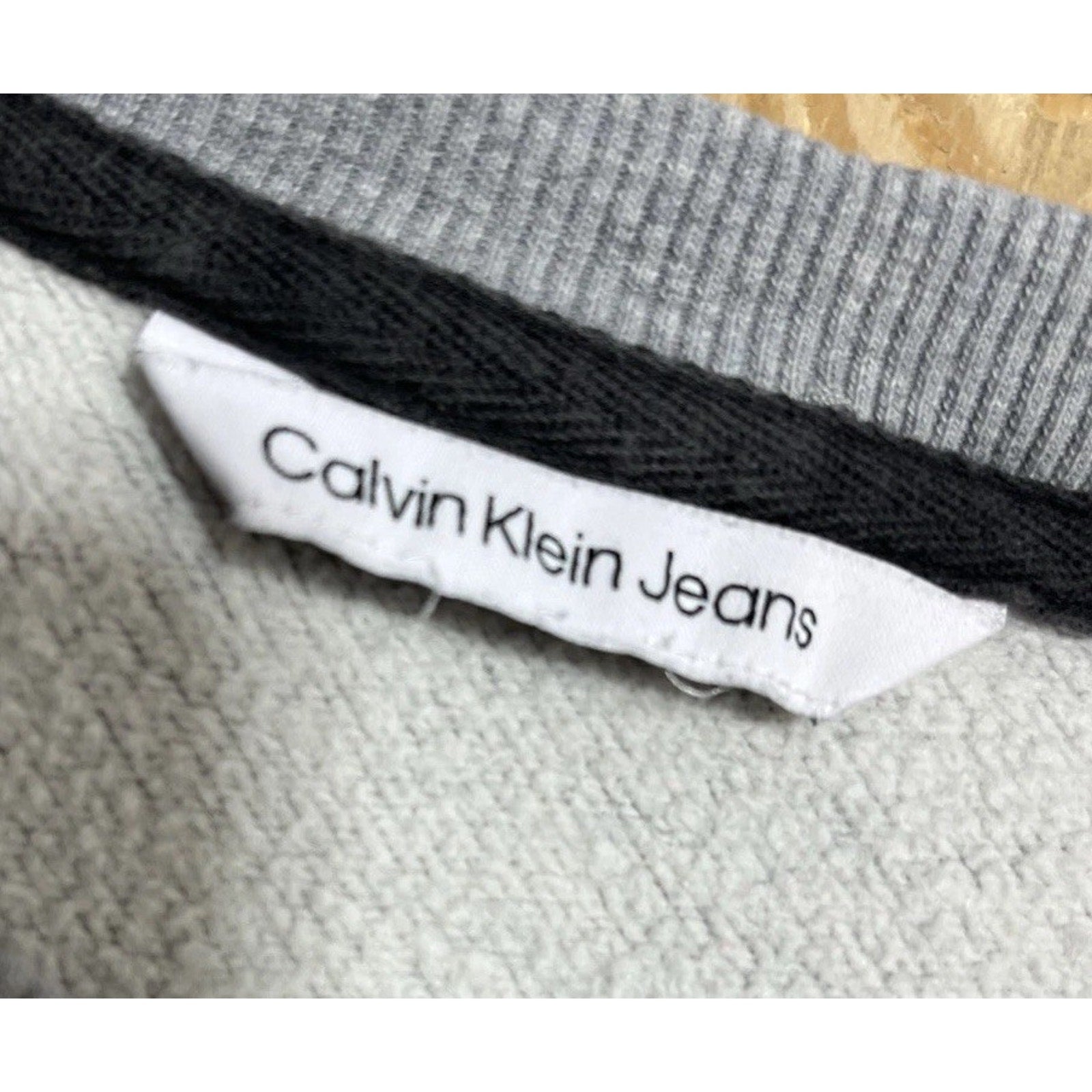 CALVIN KLEIN MENS GRAY FLEECE CREW NECK LONG SLEEVE SWEATSHIRT SIZE L