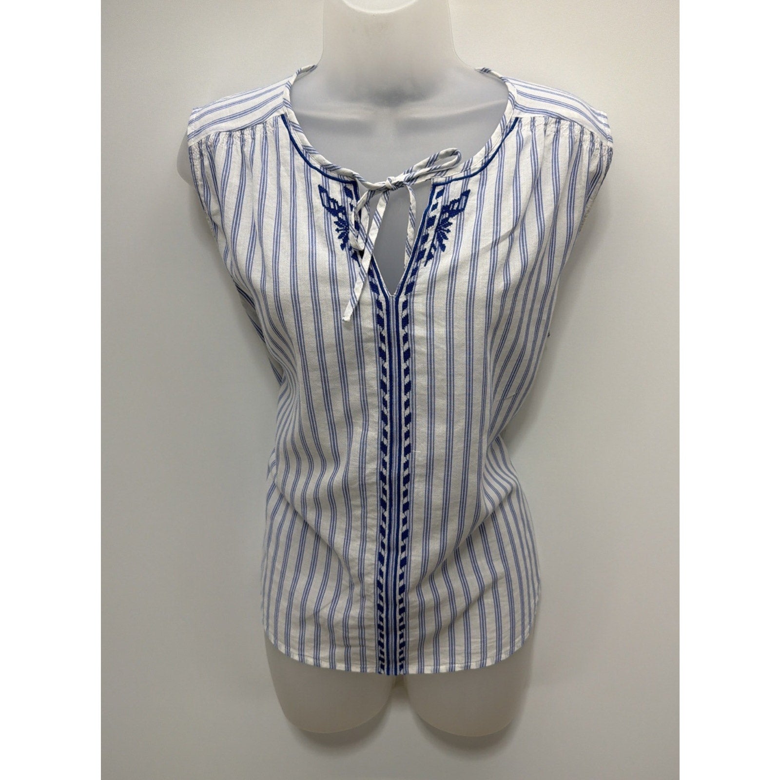 New! Banana Republic Women Sleeveless Blouse Textured Cotton Embroidered Size M