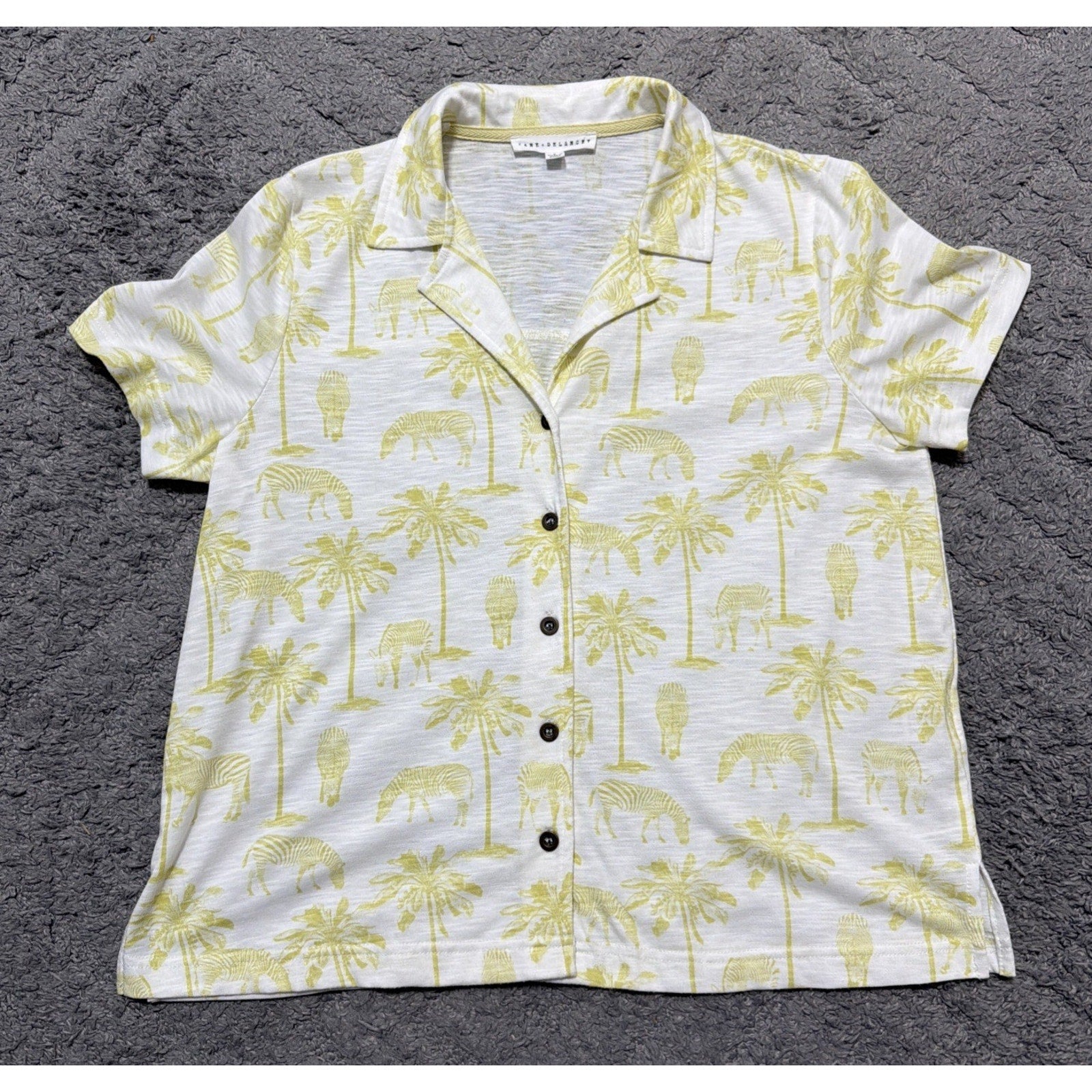 Jane + Delancey Zebra Palm Tree Short Sleeve Button Down Soft Cotton Blend Top S